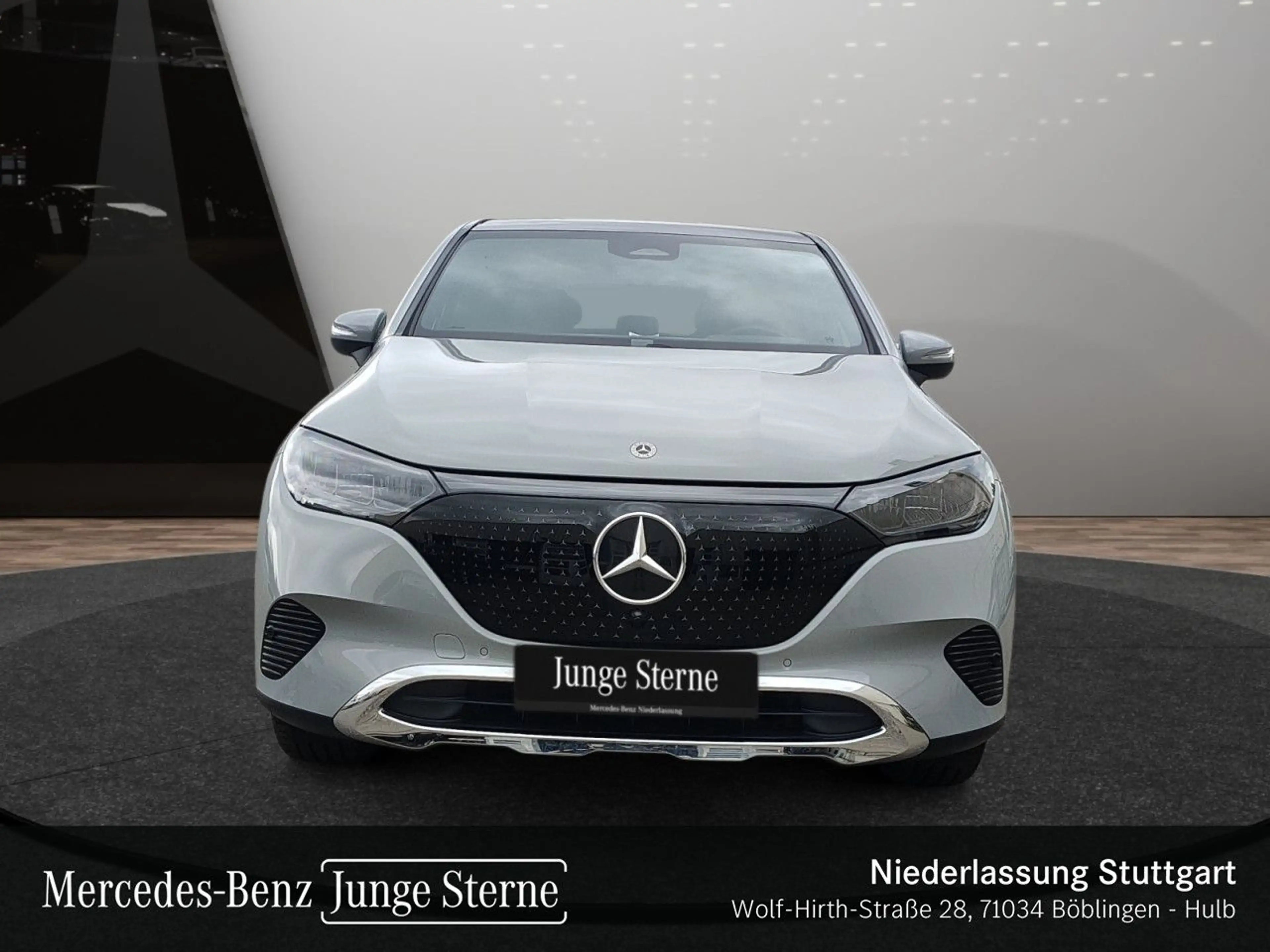 Mercedes-Benz EQE SUV EQE 300 AVANTG+PANO+AHK+LED+KAMERA+TOTW+KEYLESS — photo 3