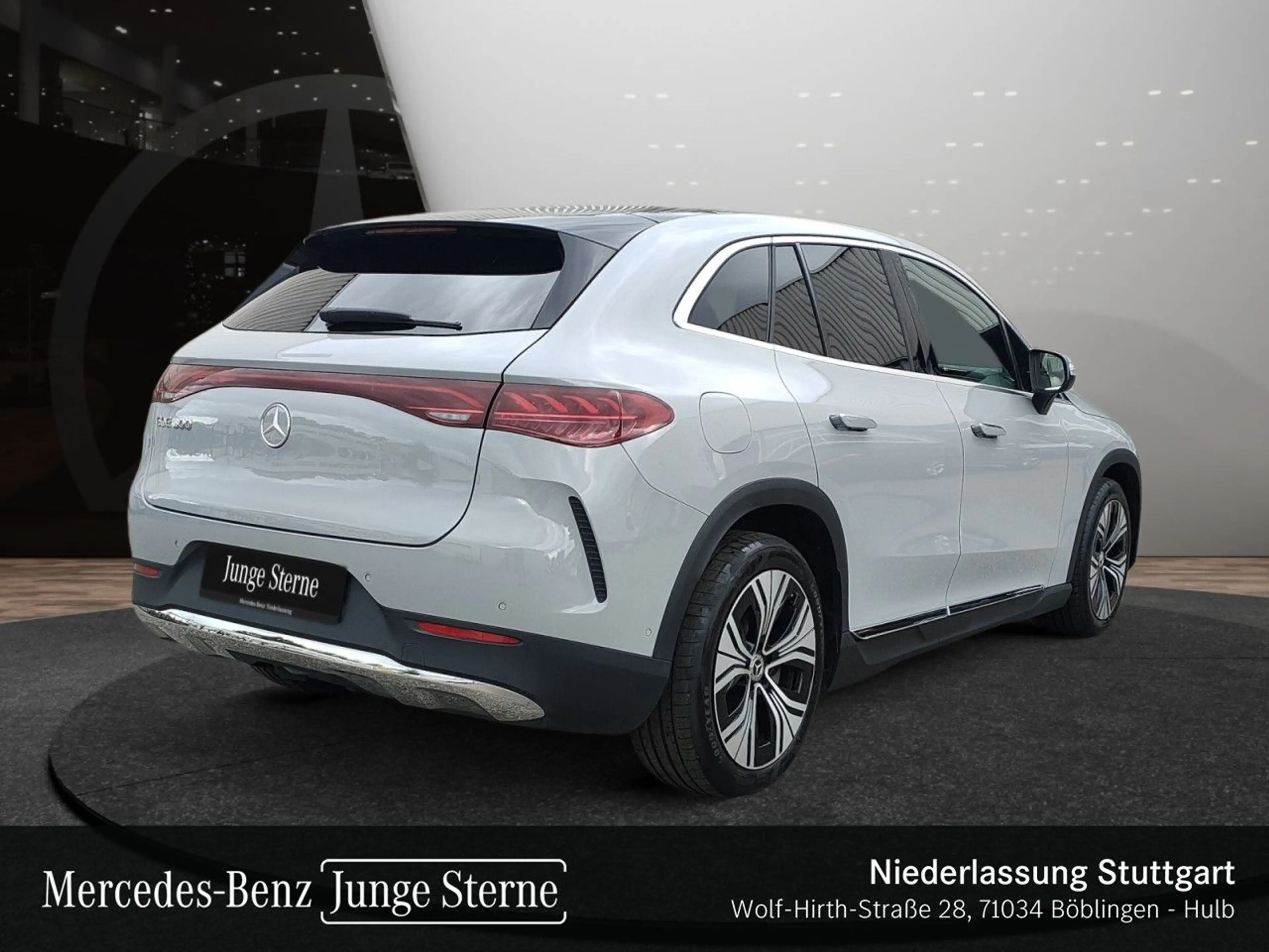 Mercedes-Benz EQE SUV EQE 300 AVANTG+PANO+AHK+LED+KAMERA+TOTW+KEYLESS — photo 8