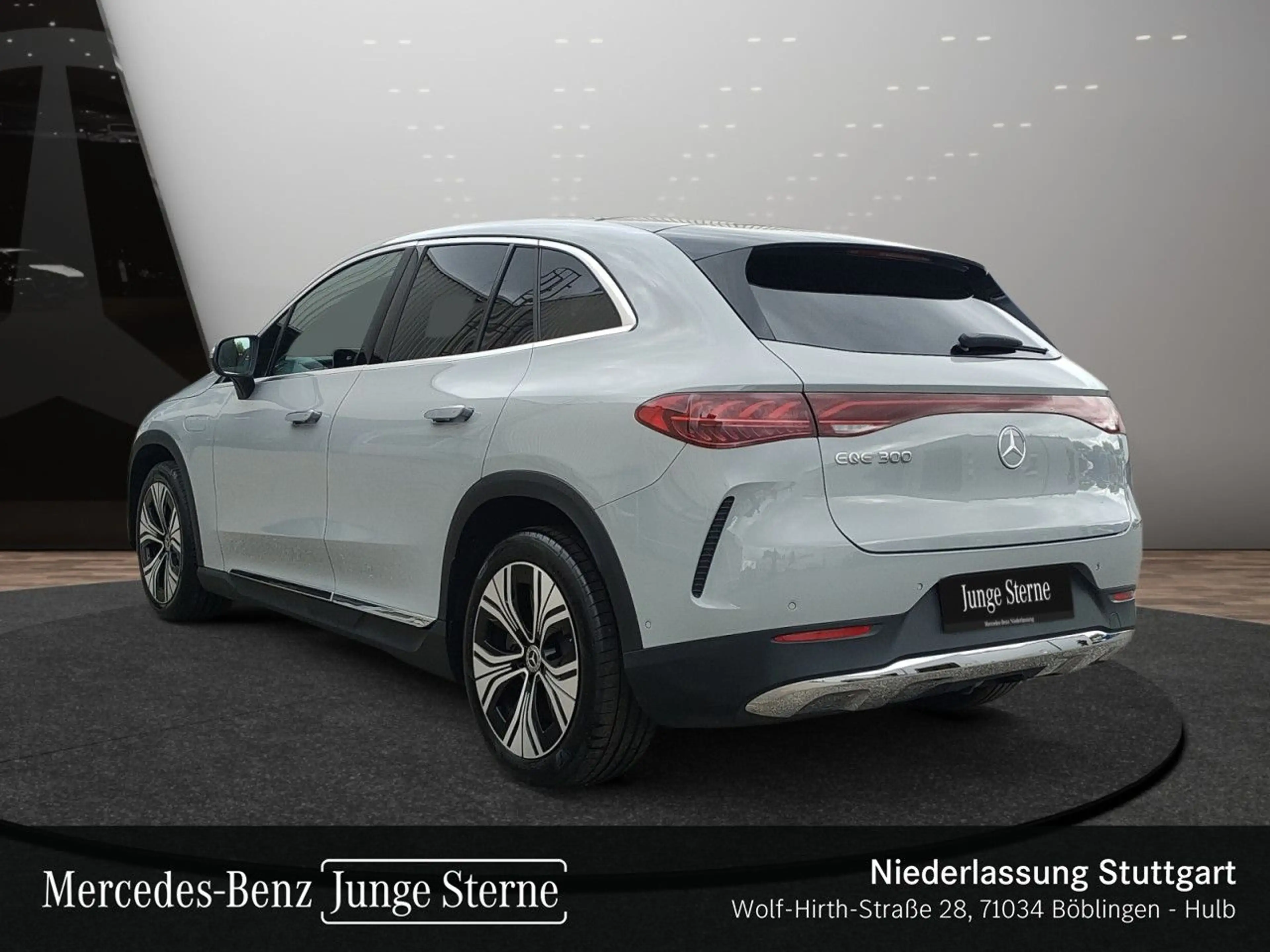 Mercedes-Benz EQE SUV EQE 300 AVANTG+PANO+AHK+LED+KAMERA+TOTW+KEYLESS — photo 10