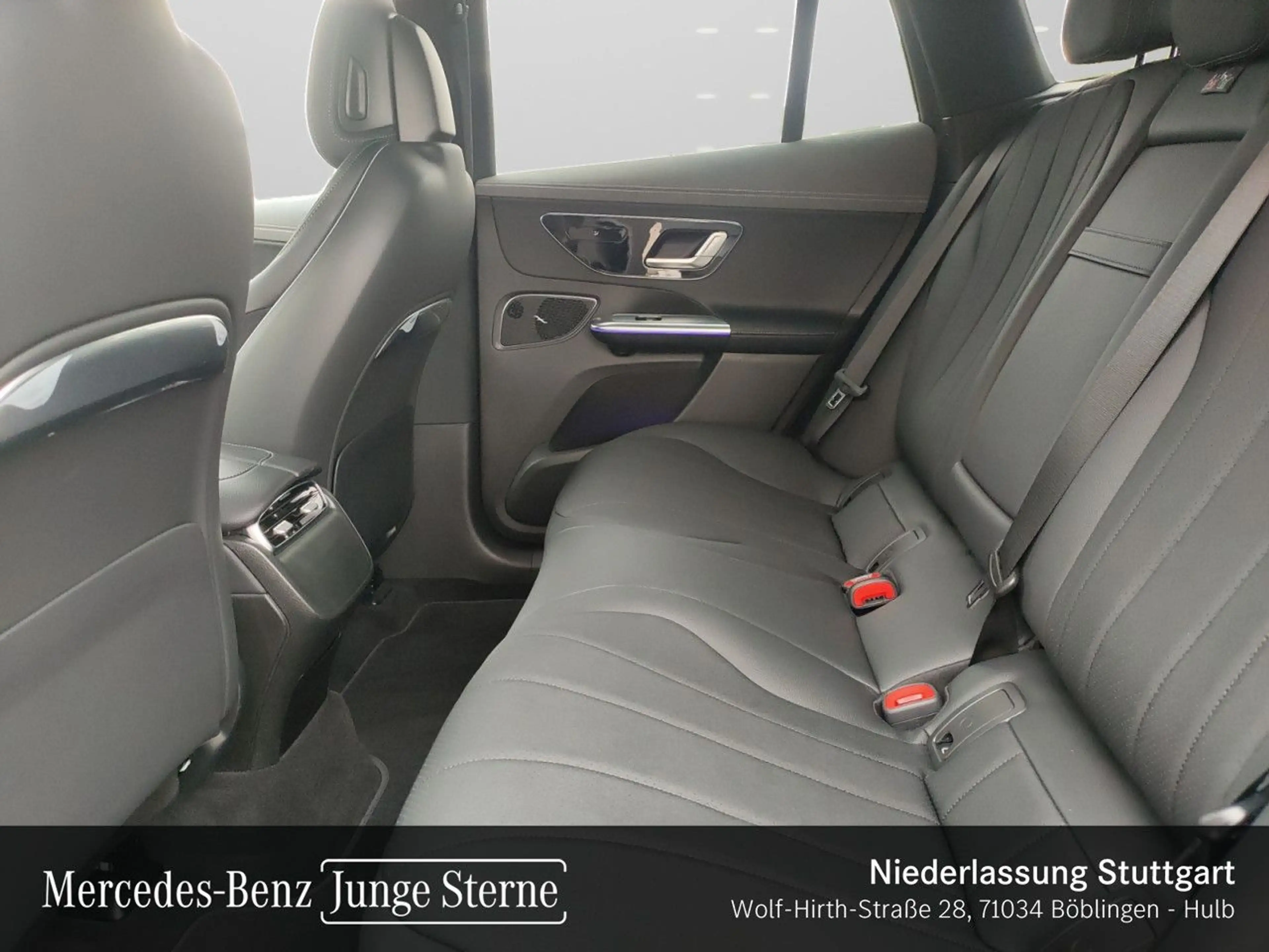 Mercedes-Benz EQE SUV EQE 300 AVANTG+PANO+AHK+LED+KAMERA+TOTW+KEYLESS — photo 12
