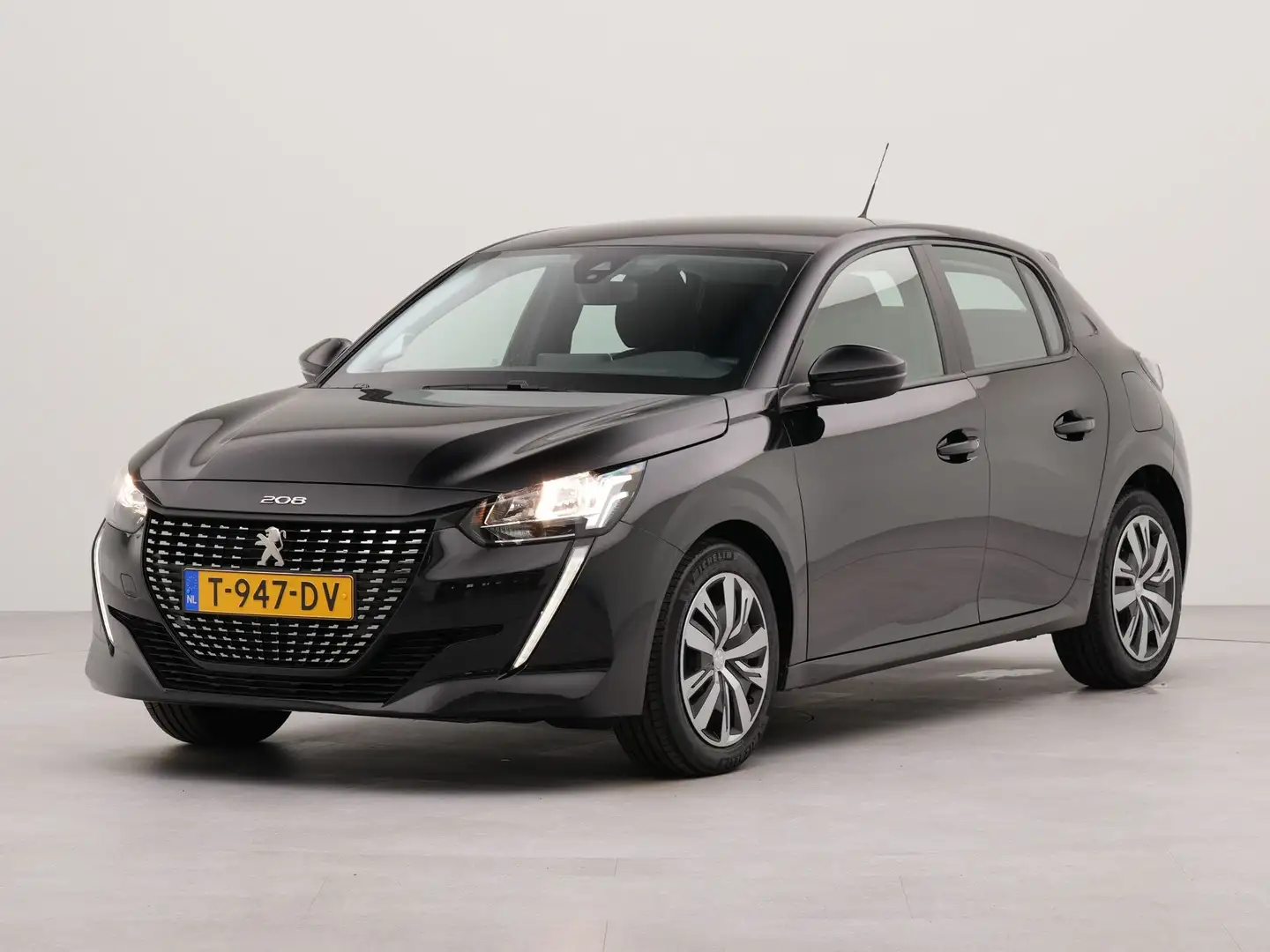 Peugeot 208 1.2 PureTech Active Pack | Apple Carplay | Bluetoo Zwart - 1