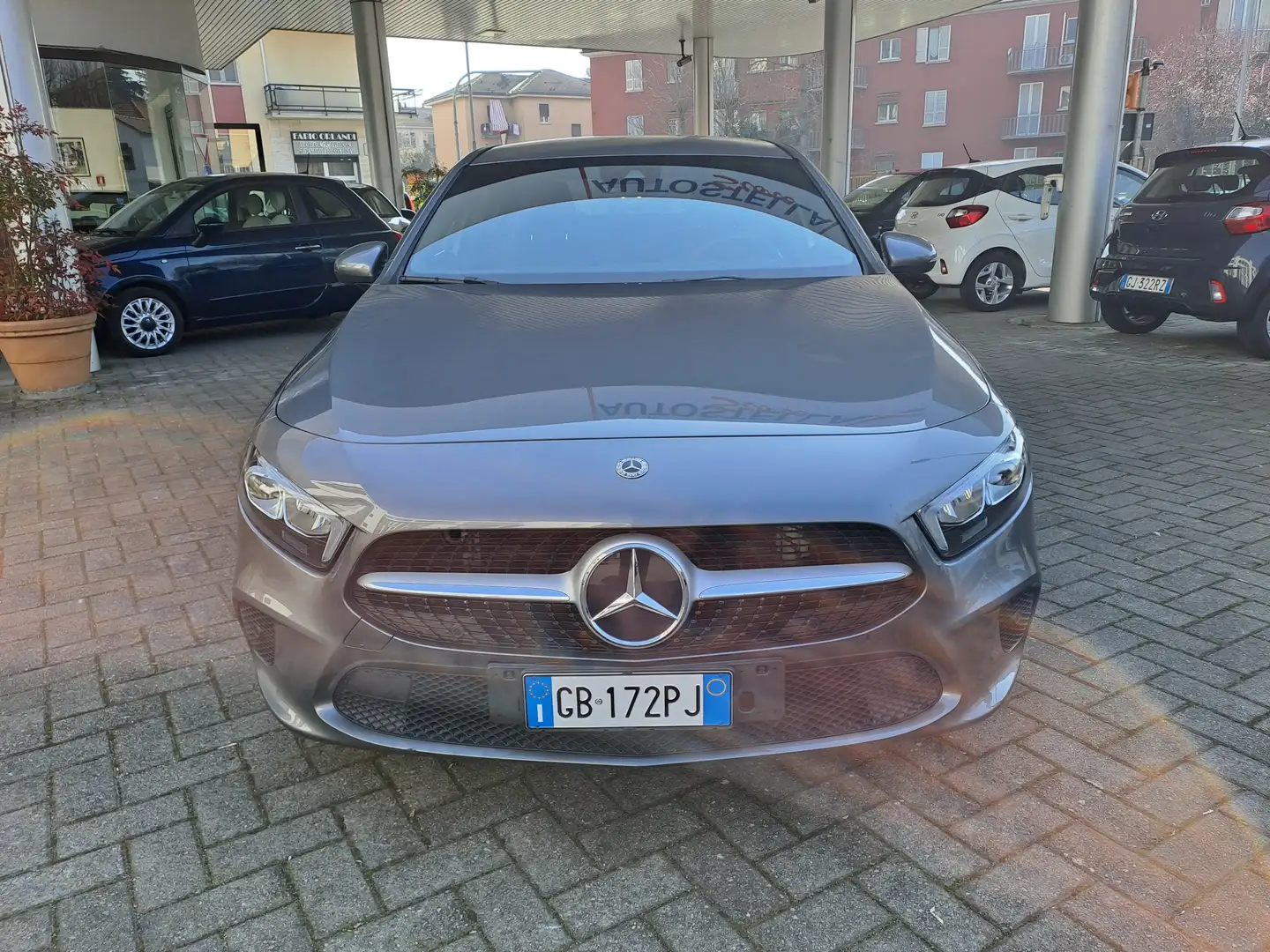 Mercedes-Benz A 180 d SPORT PLUS auto Grigio - 1