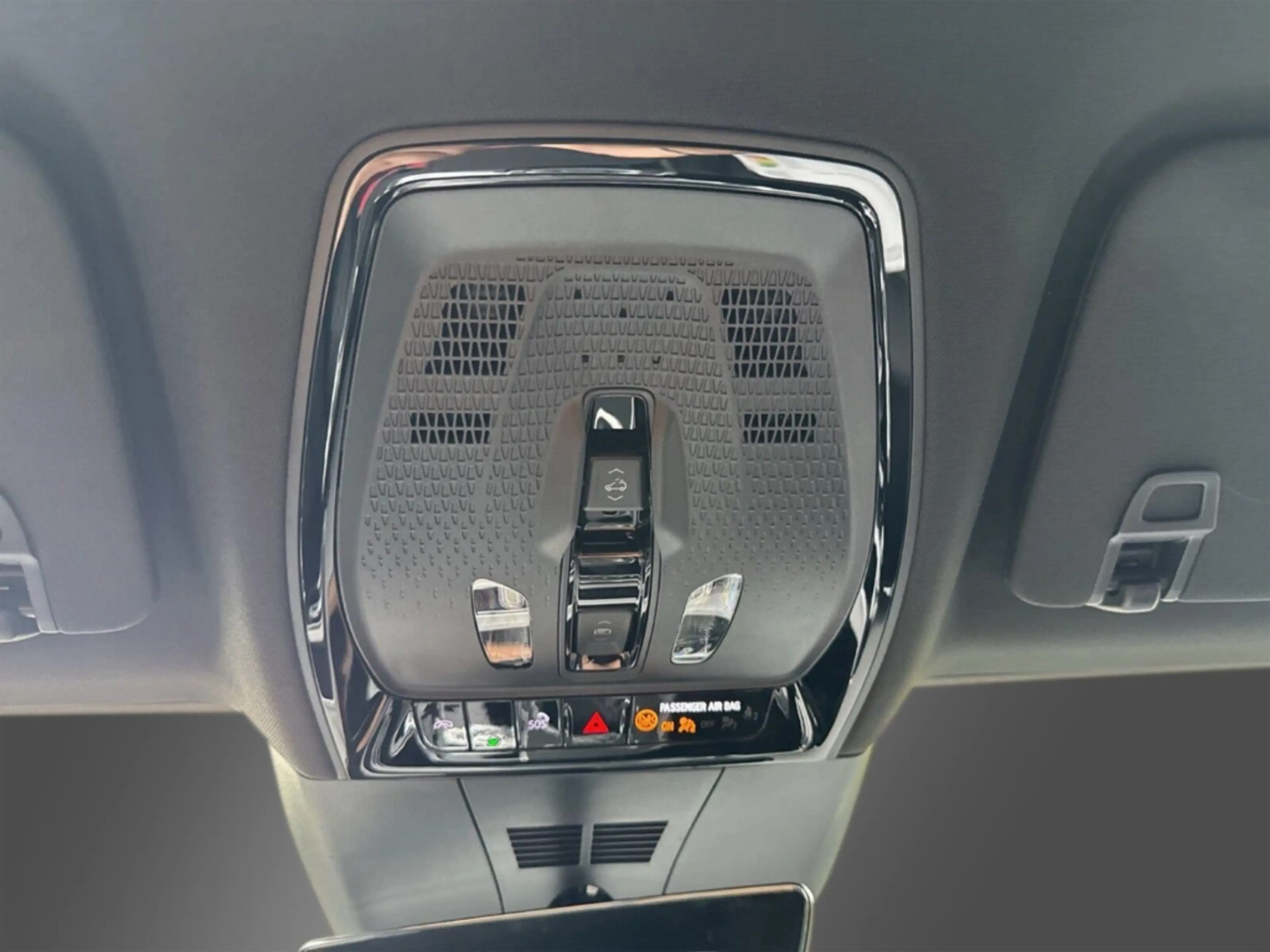 Cadillac Lyriq Sport AWD - Vollausstattung — photo 12