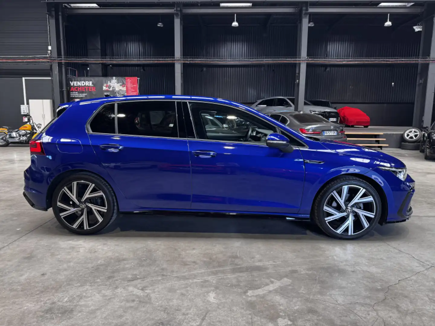 Volkswagen Golf 2.0 TDI SCR 150CH R-LINE DSG7 Bleu - 2