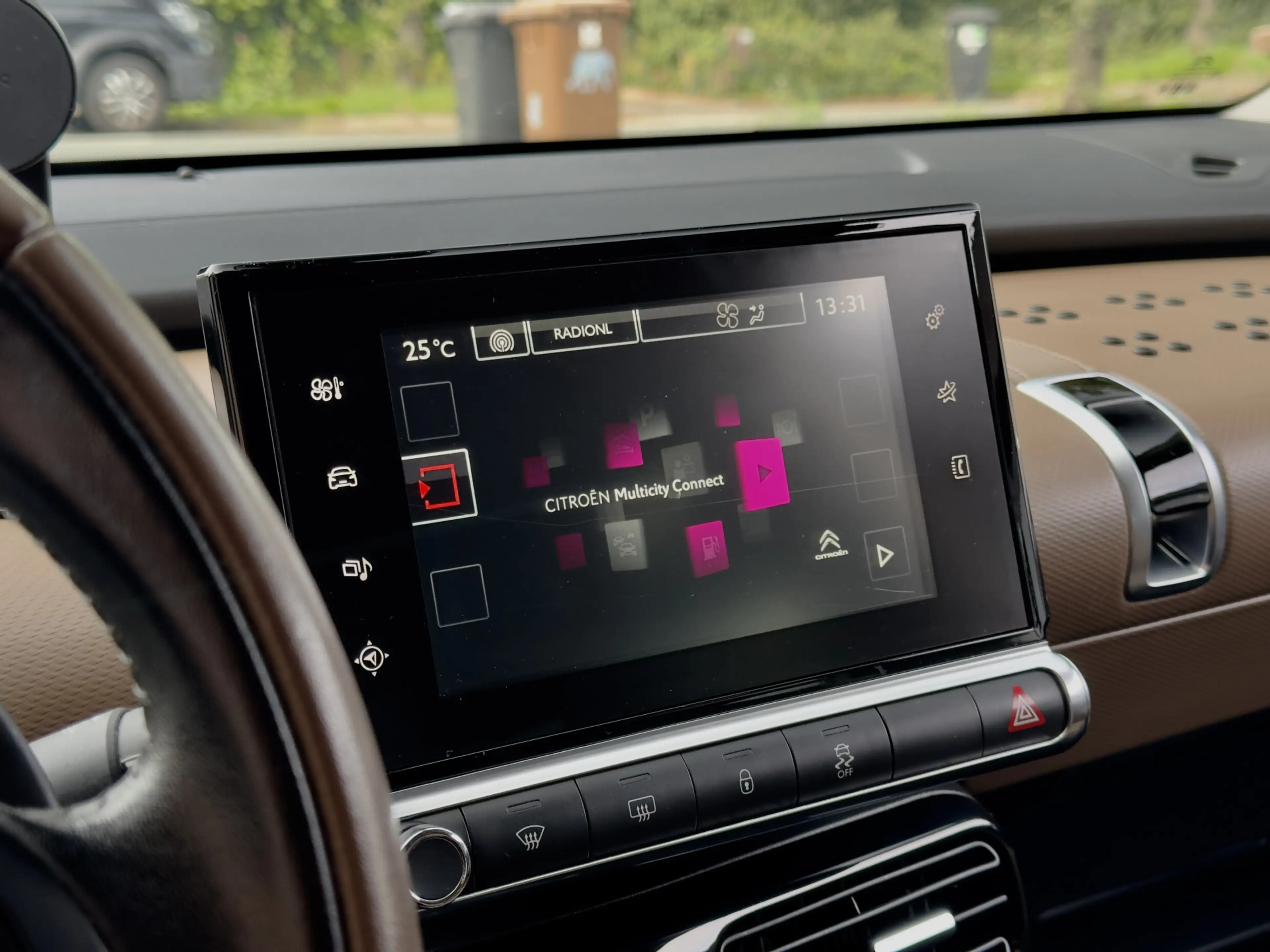 Citroen C4 Cactus 1.2 AUT5 SHINE NAVI CAMERA PARK-ASSIST AIRCO LED L — photo 11