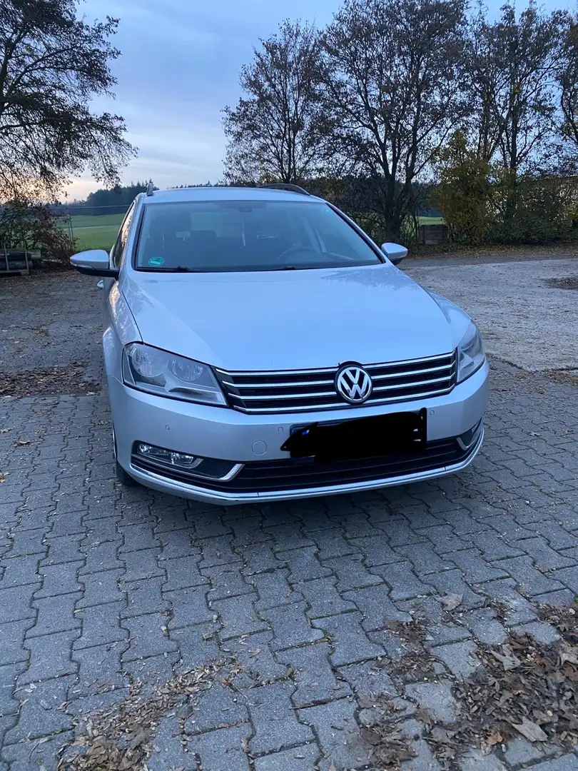 Volkswagen Passat Variant 2.0 Blue TDI DSG SCR Exclusive - 2