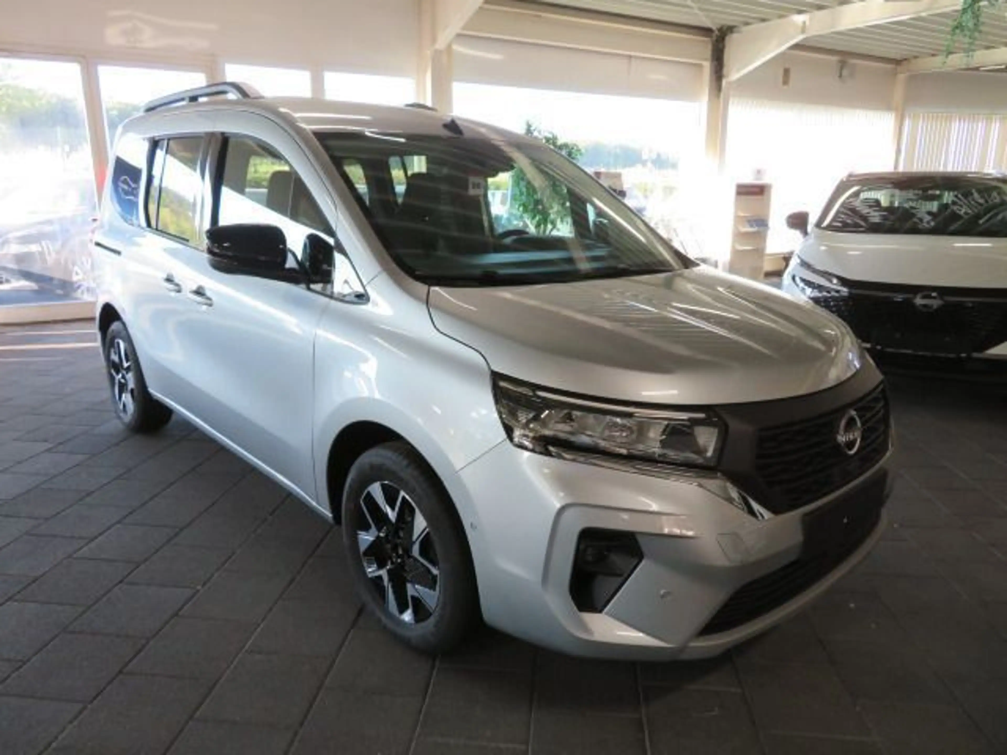 Nissan Townstar Kombi L1 Tekna,Automatik,Metallik u.v.m — photo 3