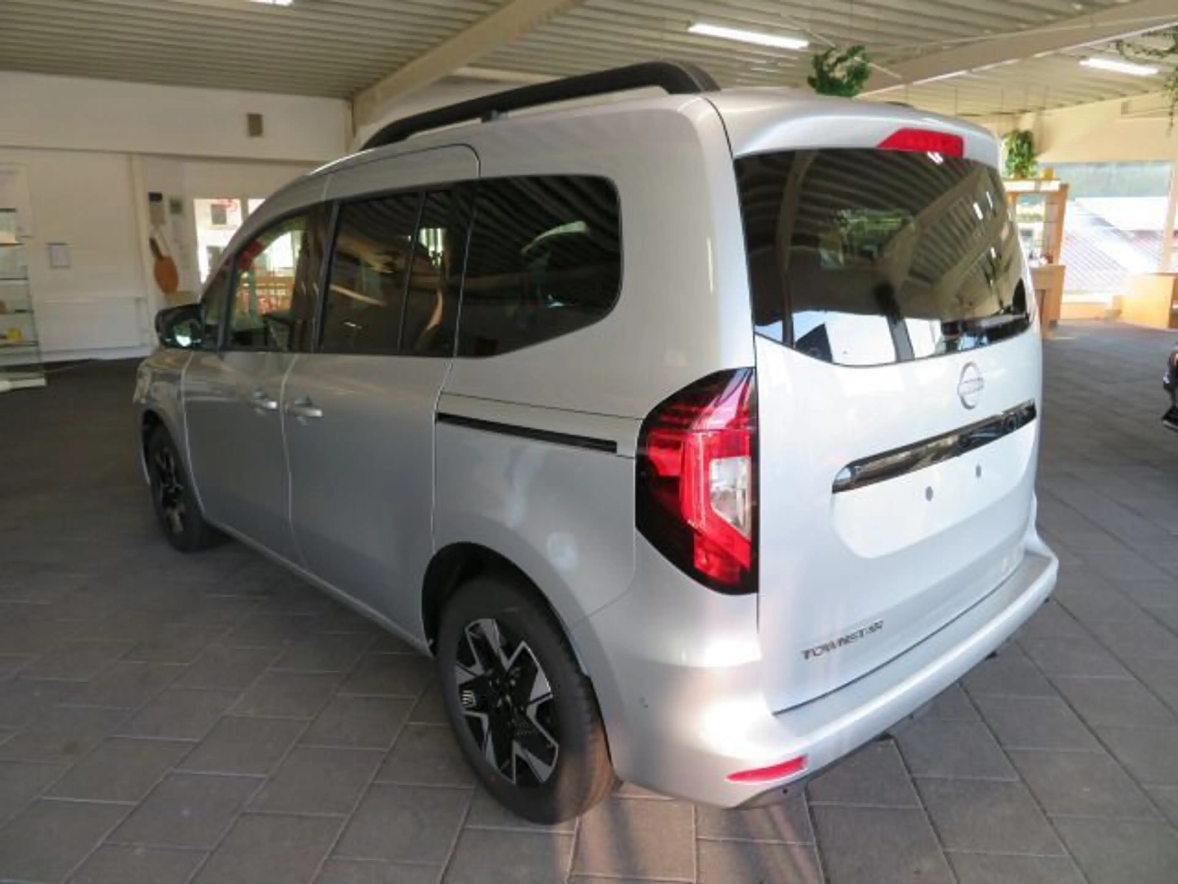 Nissan Townstar Kombi L1 Tekna,Automatik,Metallik u.v.m — photo 5
