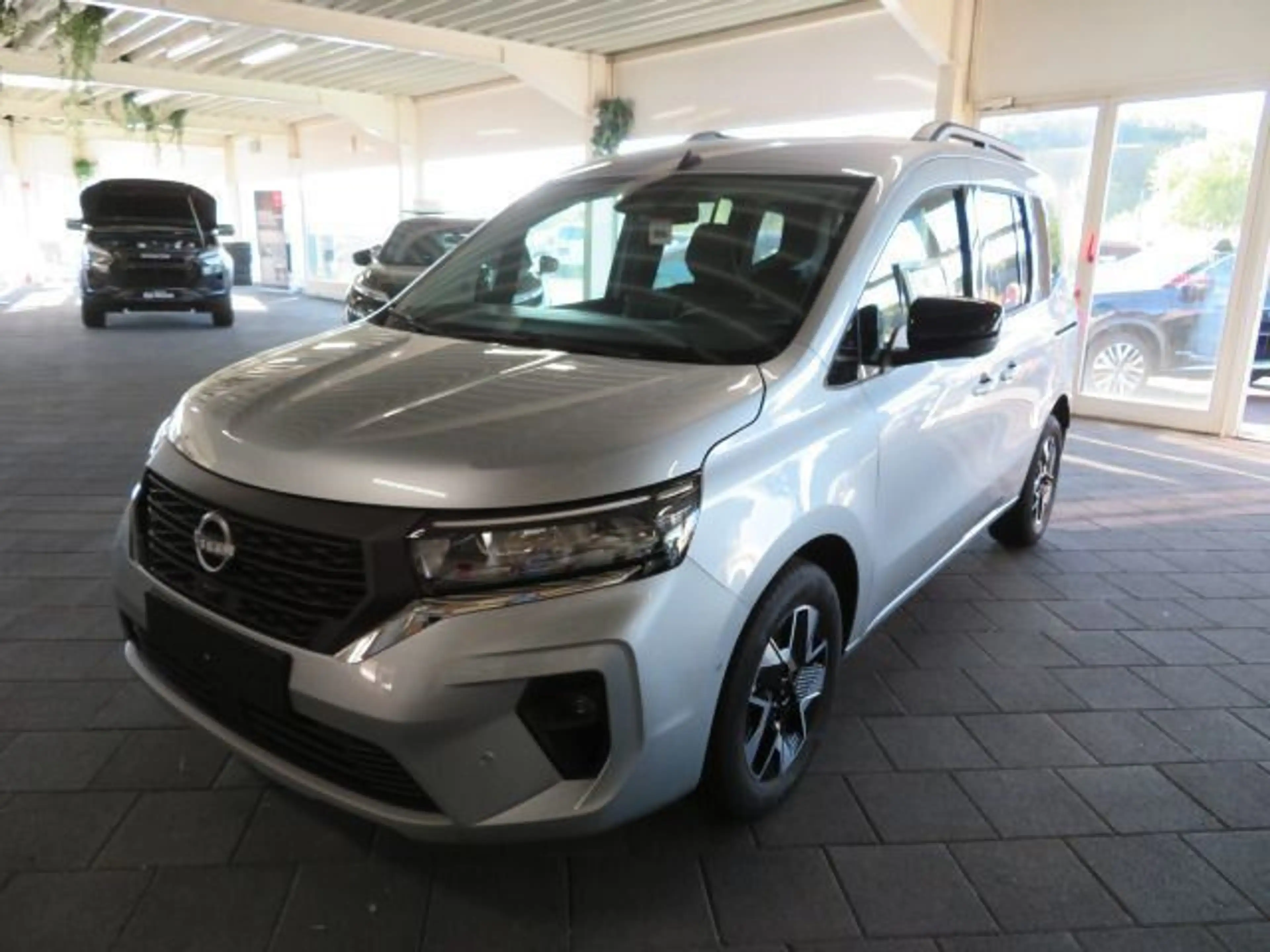 Nissan Townstar Kombi L1 Tekna,Automatik,Metallik u.v.m — photo 2