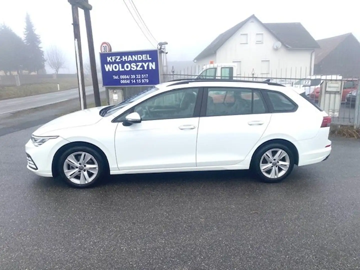 Volkswagen Golf Variant LIFE-1,0 E -TSI DSG --1BESITZ SERVICEHEFT Weiß - 2