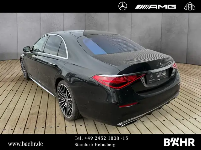 Mercedes-Benz S-Class view 3