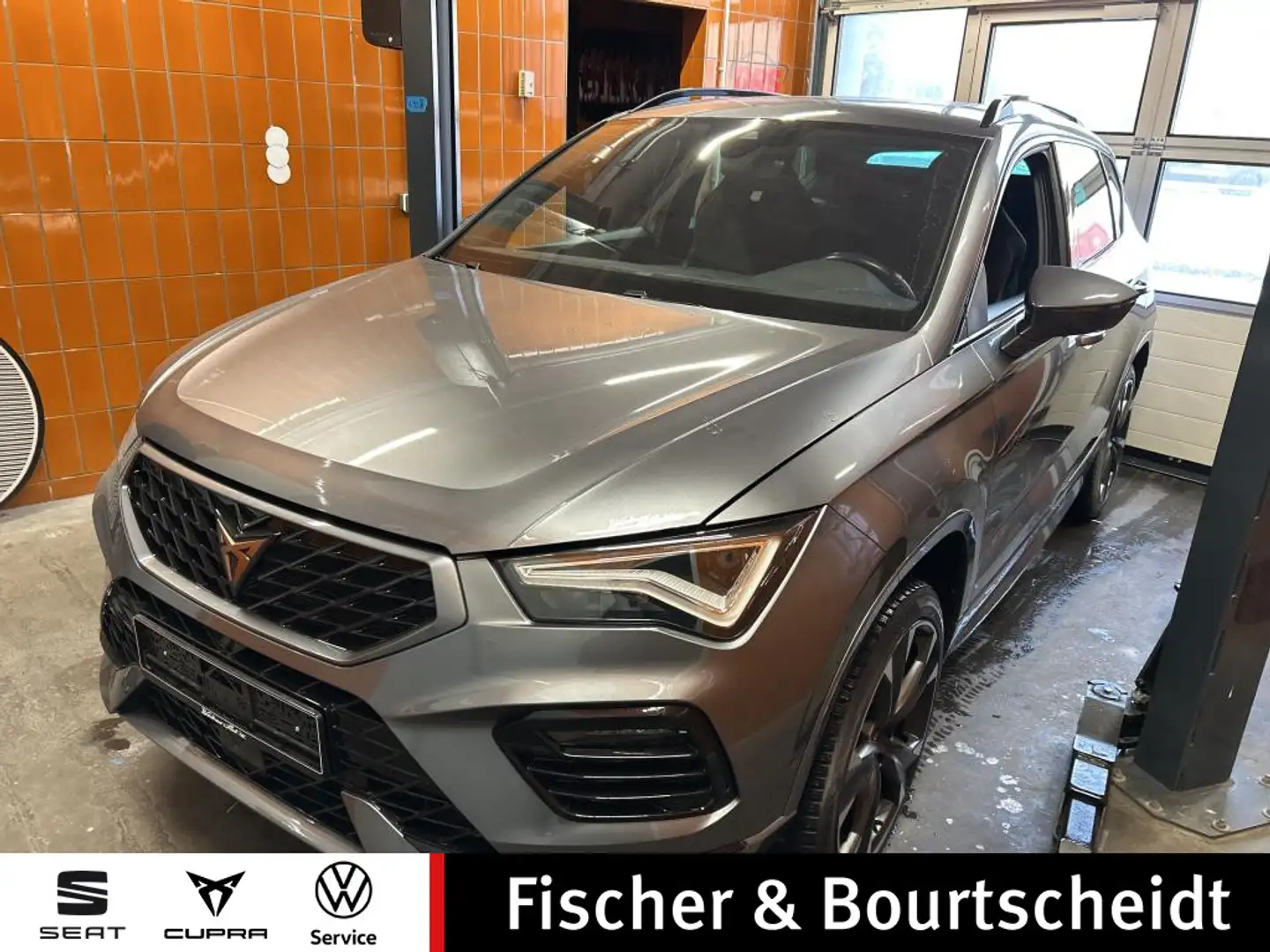 CUPRA Ateca 2.0 TSI 4Drive AHK ACC FACEL. LED PANO Grau - 1