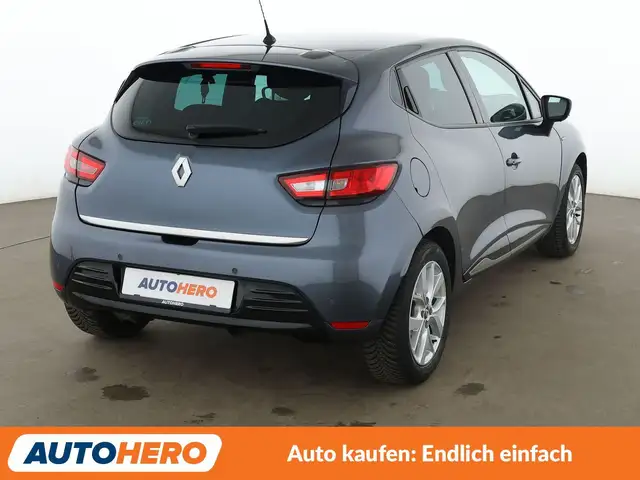 Renault Clio view 6