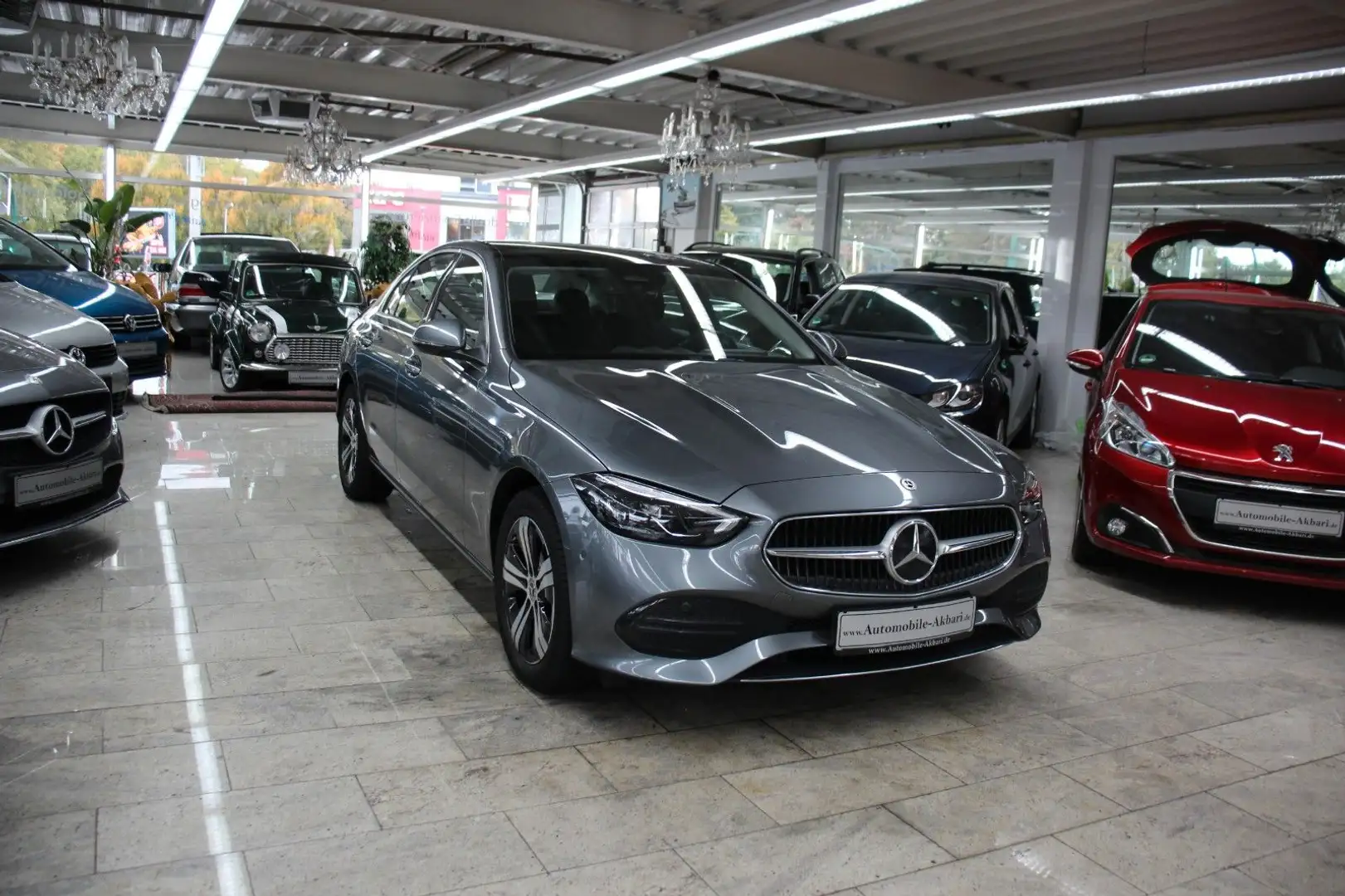 Mercedes-Benz C 180 Lim. Navi/LED/Kamera Grigio - 2