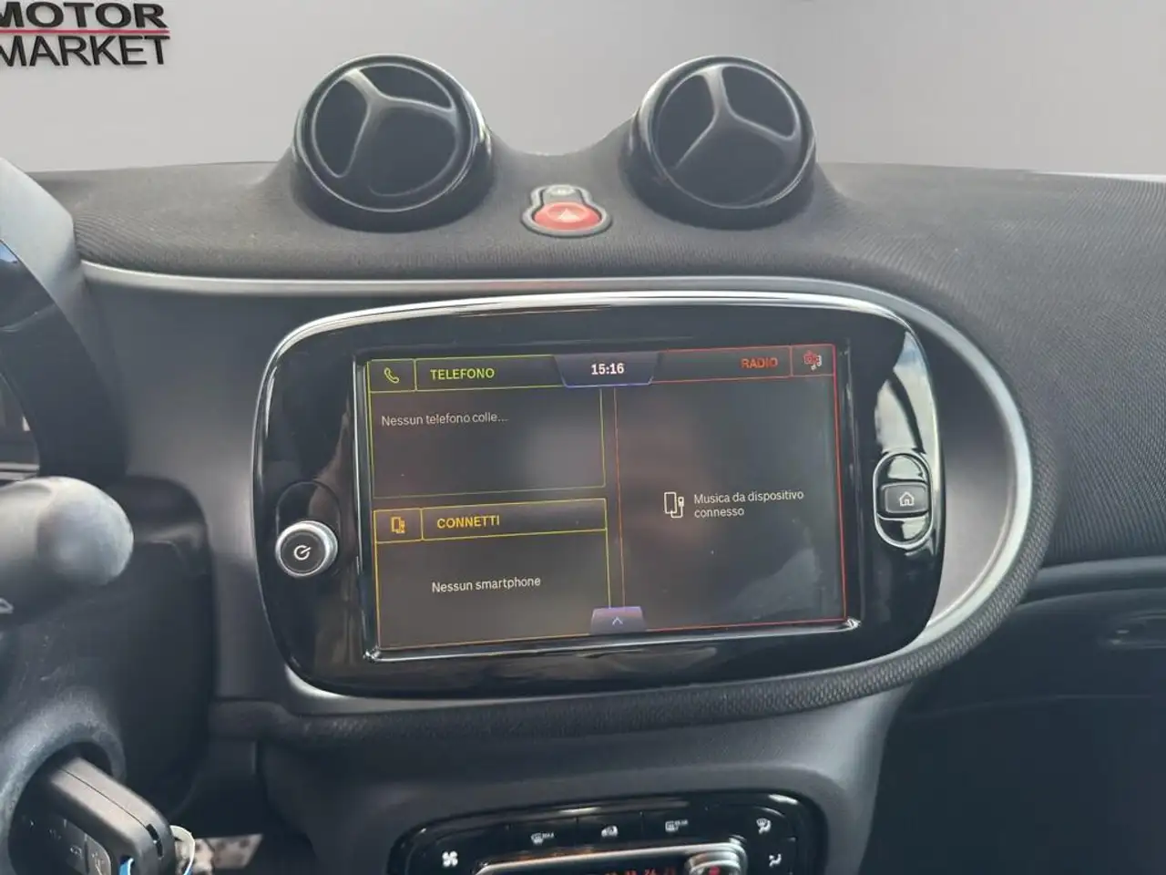 smart forTwo 2021 — фото 12