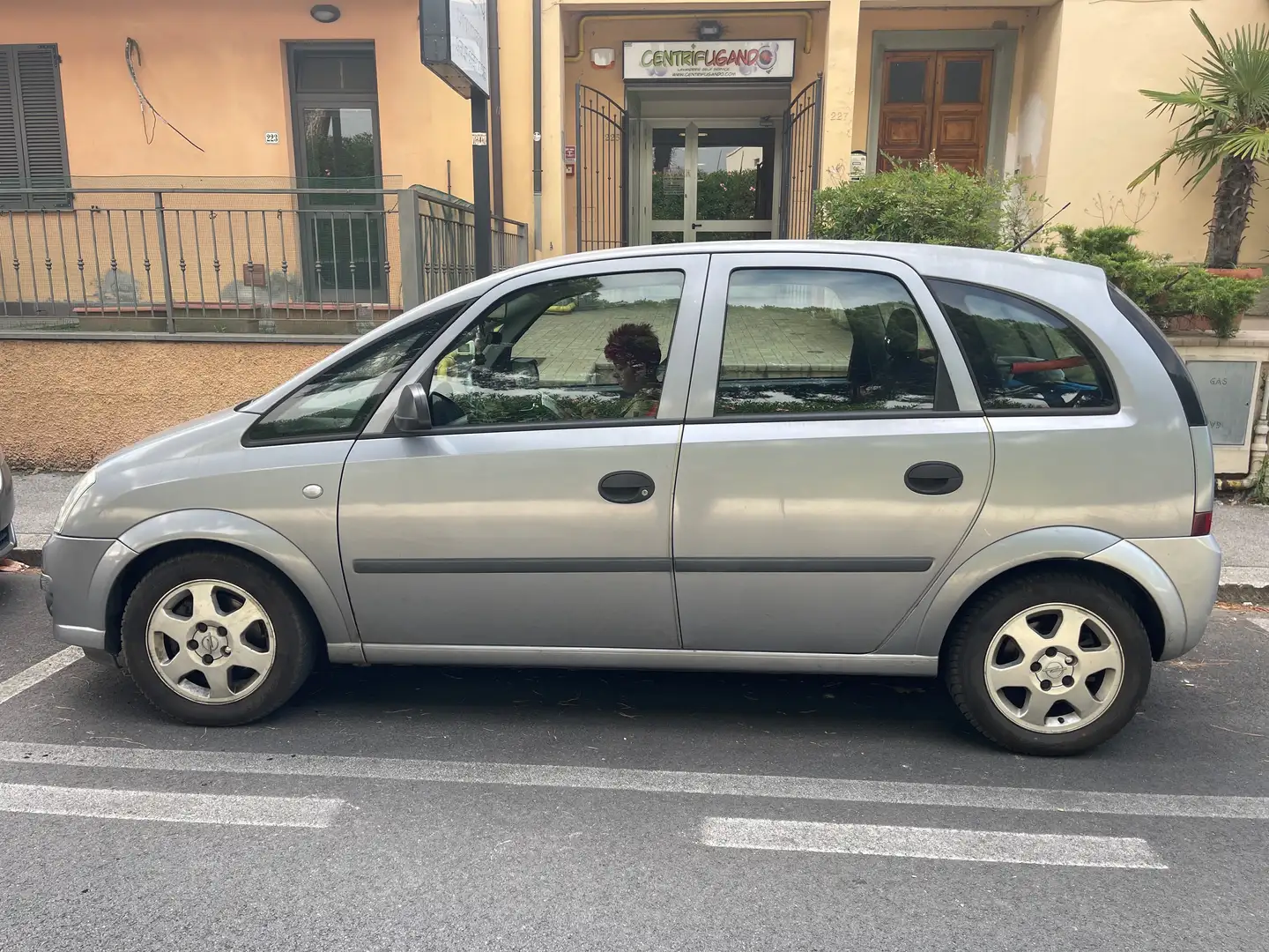 Opel Meriva Meriva I 2003 1.4 16v Enjoy Gpl-tech Argento - 2