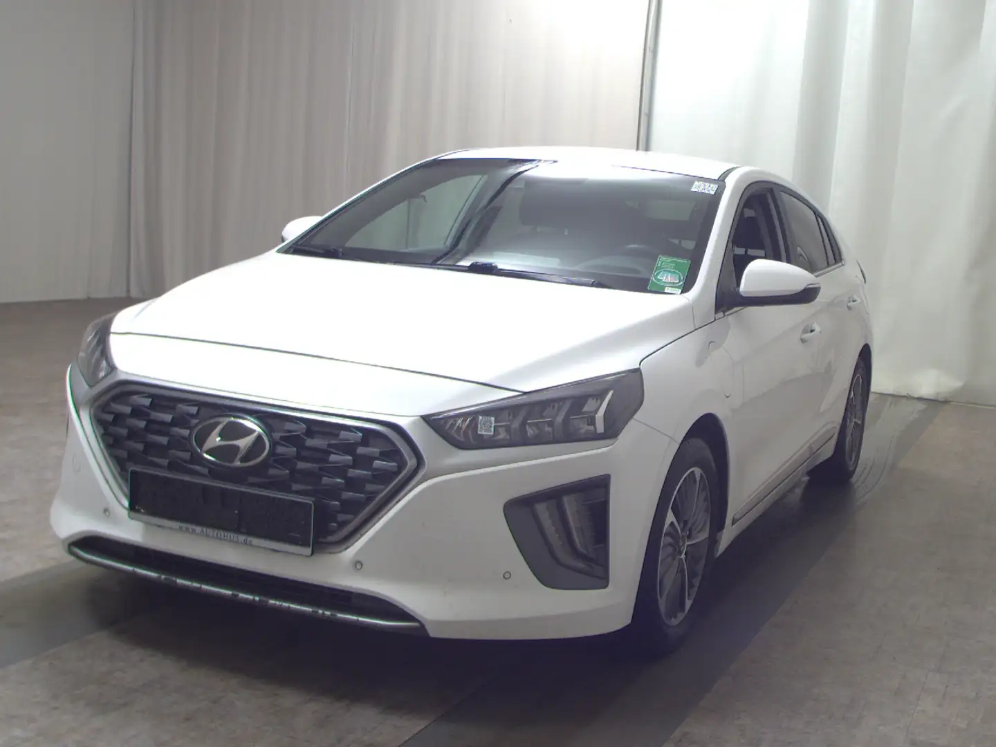 Hyundai IONIQ 1.6 GDI Hybrid Navi LED RFK ACC Shz Weiß - 2
