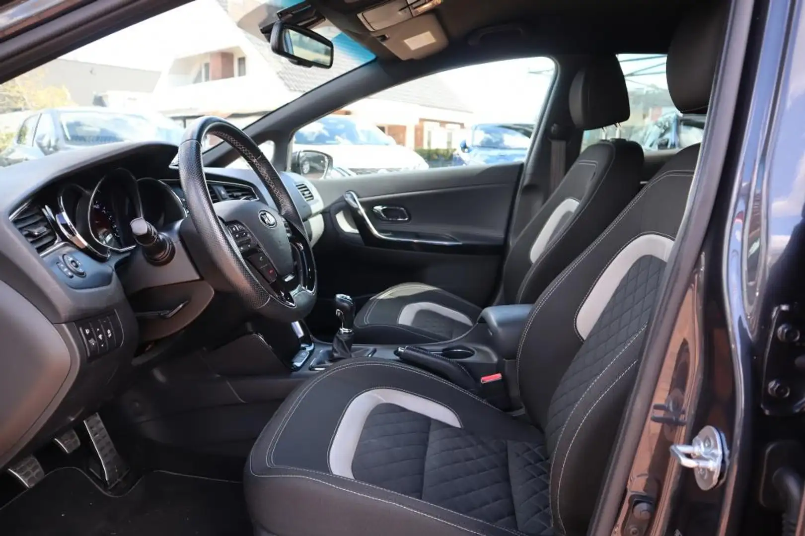 Kia Ceed / cee'd 1.0 T-GDi GT-Line / NAVI / CAMERA / BLUETOOTH Grijs - 2