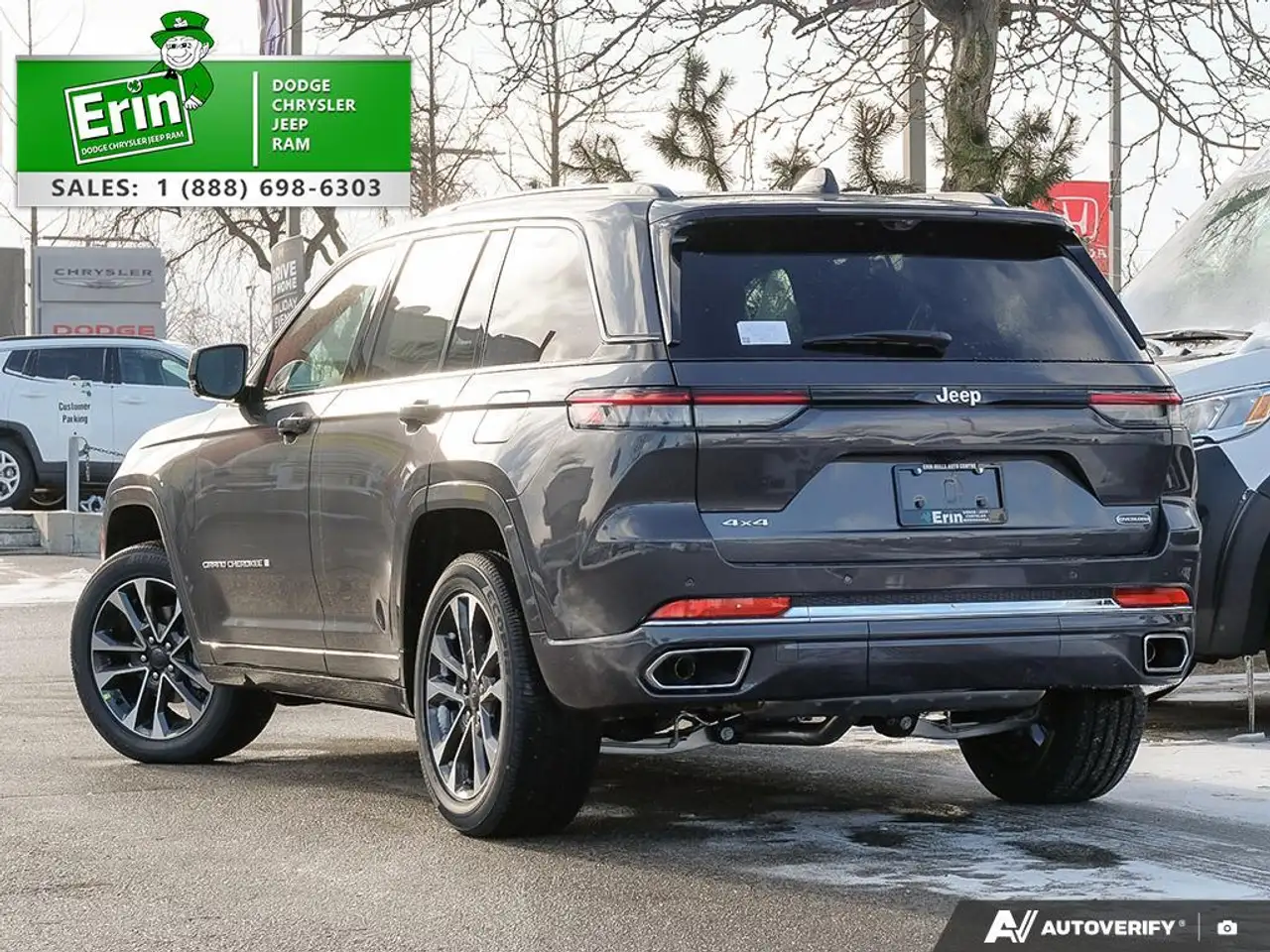 Jeep Grand Cherokee снимка Jeep Grand Cherokee