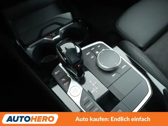 BMW 1 Series view 24