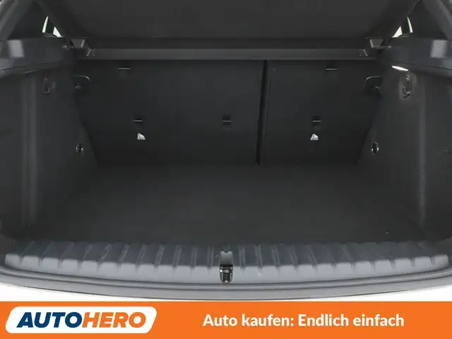 BMW 1 Series view 17