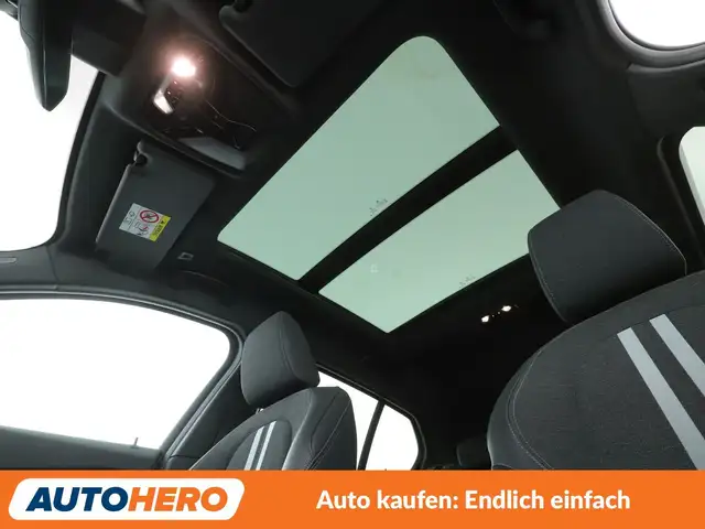 BMW 1 Series view 30