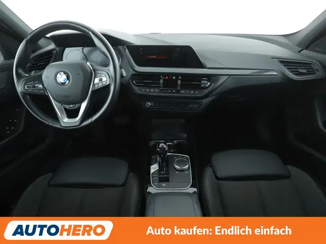 BMW 1 Series view 12