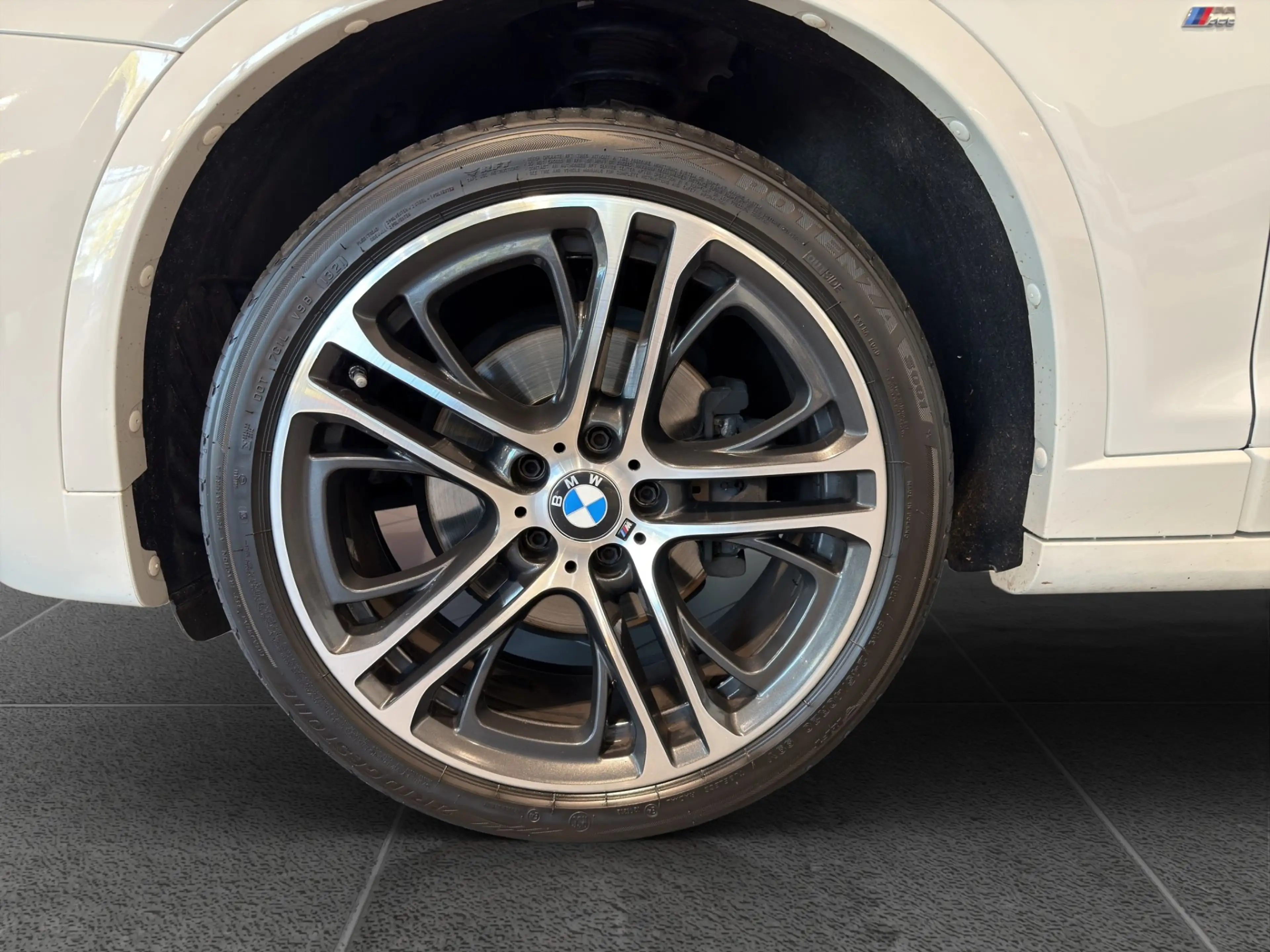 BMW X3 xDrive20d — photo 4