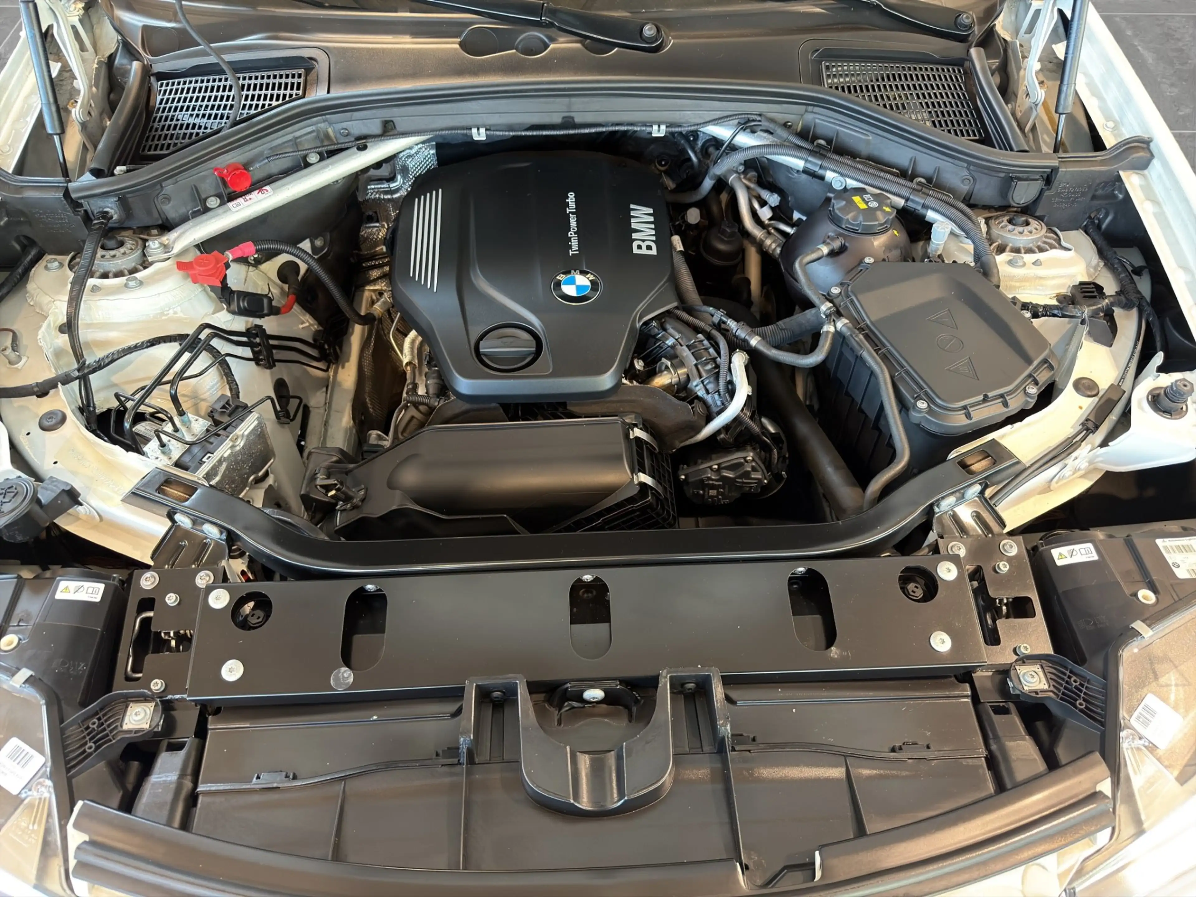 BMW X3 xDrive20d — photo 22
