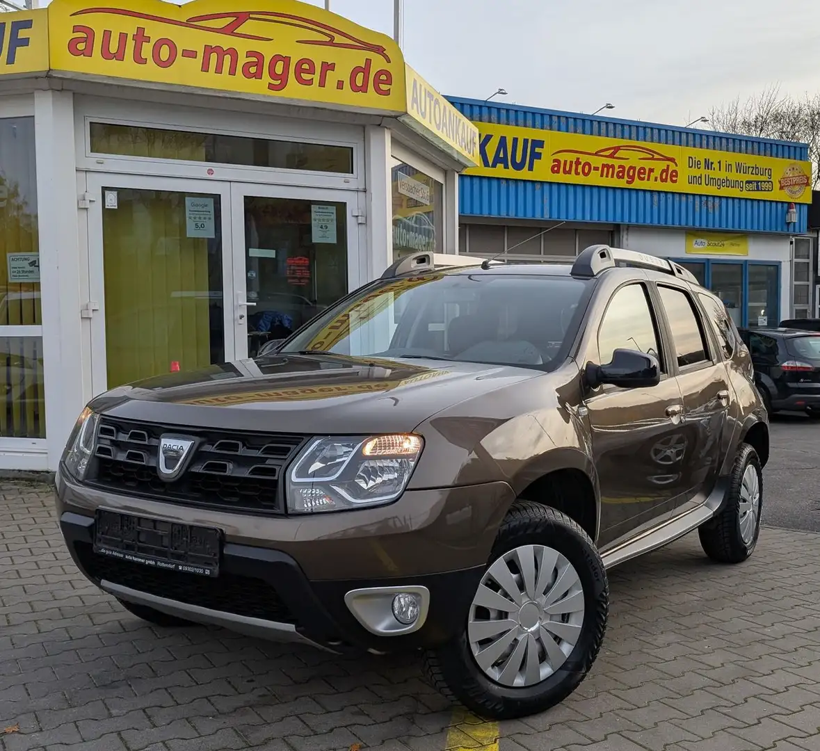 Dacia Duster I 1.5 dCi Black Shadow*1.Hd*Temp*AHK*Pdc* Braun - 1