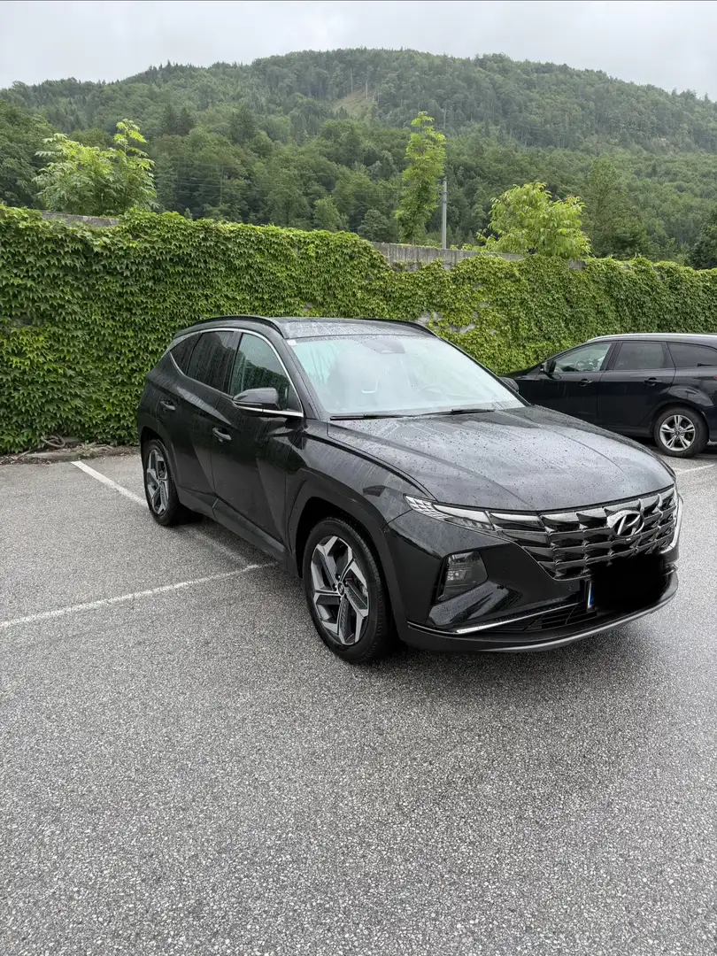 Hyundai TUCSON 1,6 T-GDI Plug-In Hybrid 4WD Prestige Line Aut. Schwarz - 2