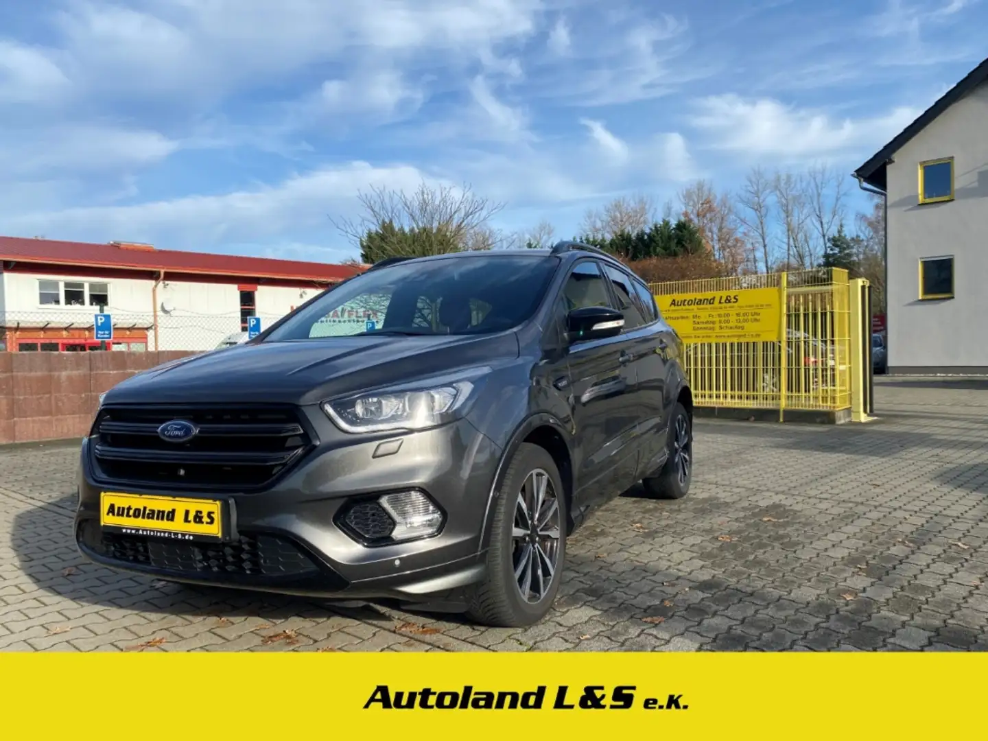 Ford Kuga ST-Line,4x4,Panno,AHK,Leder,Navi,Xenon,Kamera,SH,P Grijs - 1