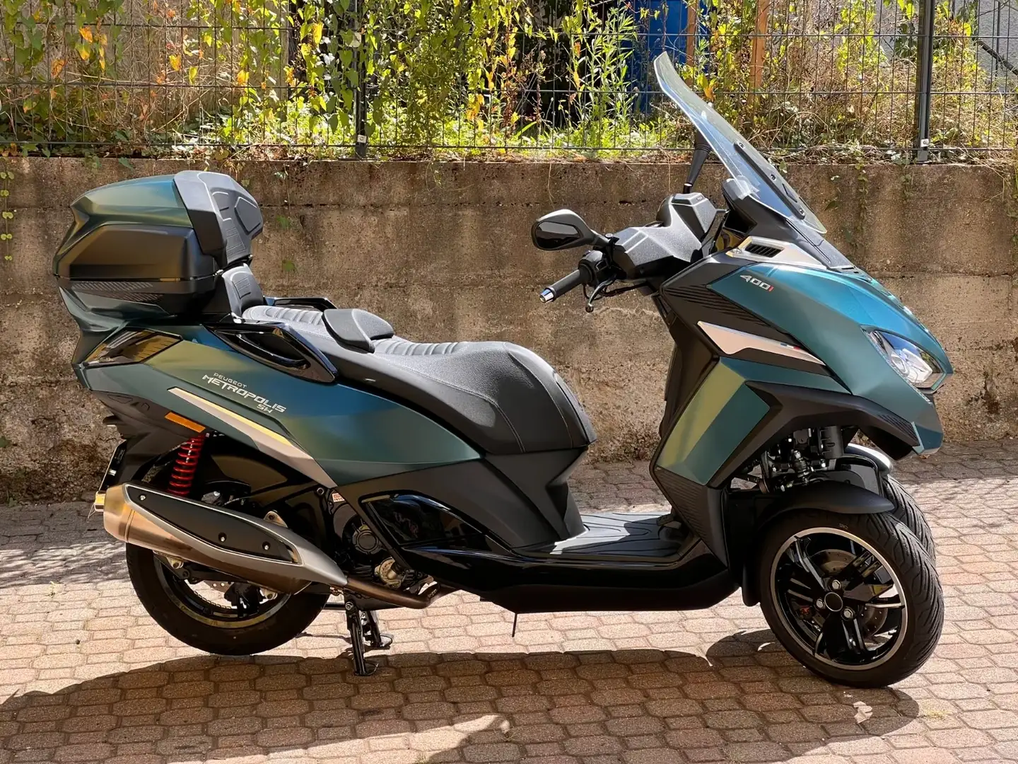 Peugeot Metropolis 400 SW Verde - 2