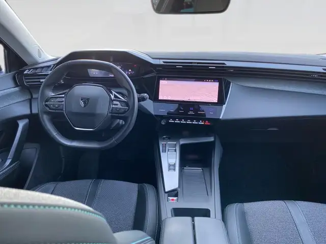 Peugeot 308 view 6
