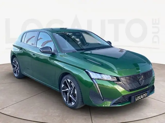 Peugeot 308 view 3