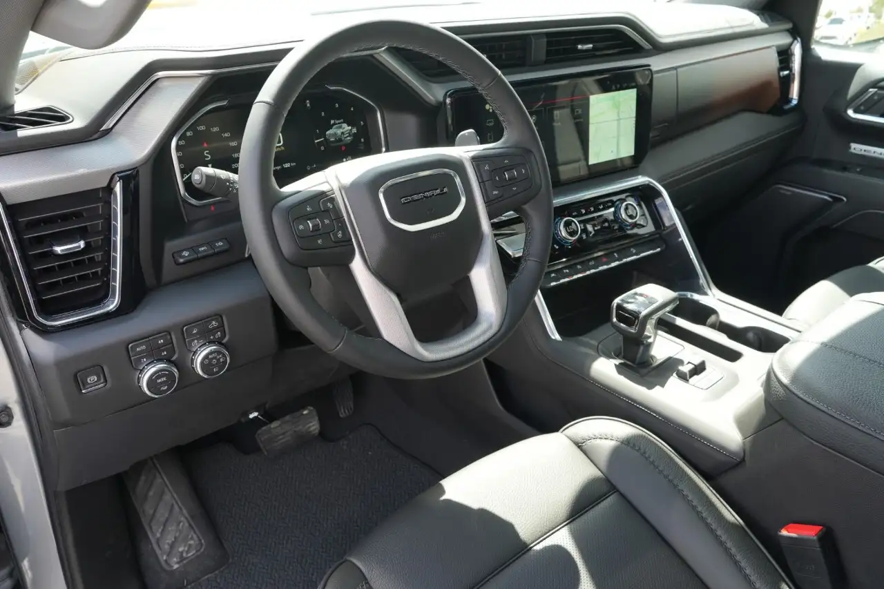 GMC Sierra 1500 снимка GMC Sierra 1500