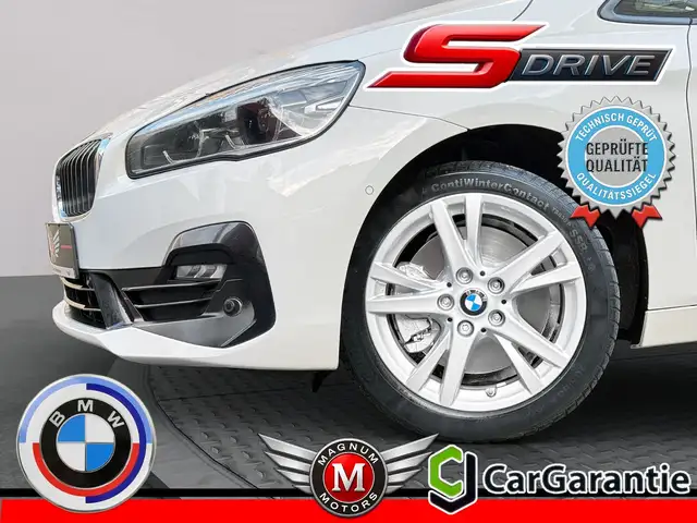 BMW 218 218 AT ADVANTAGE *Aut.*Navi*Temp.*DAB + *