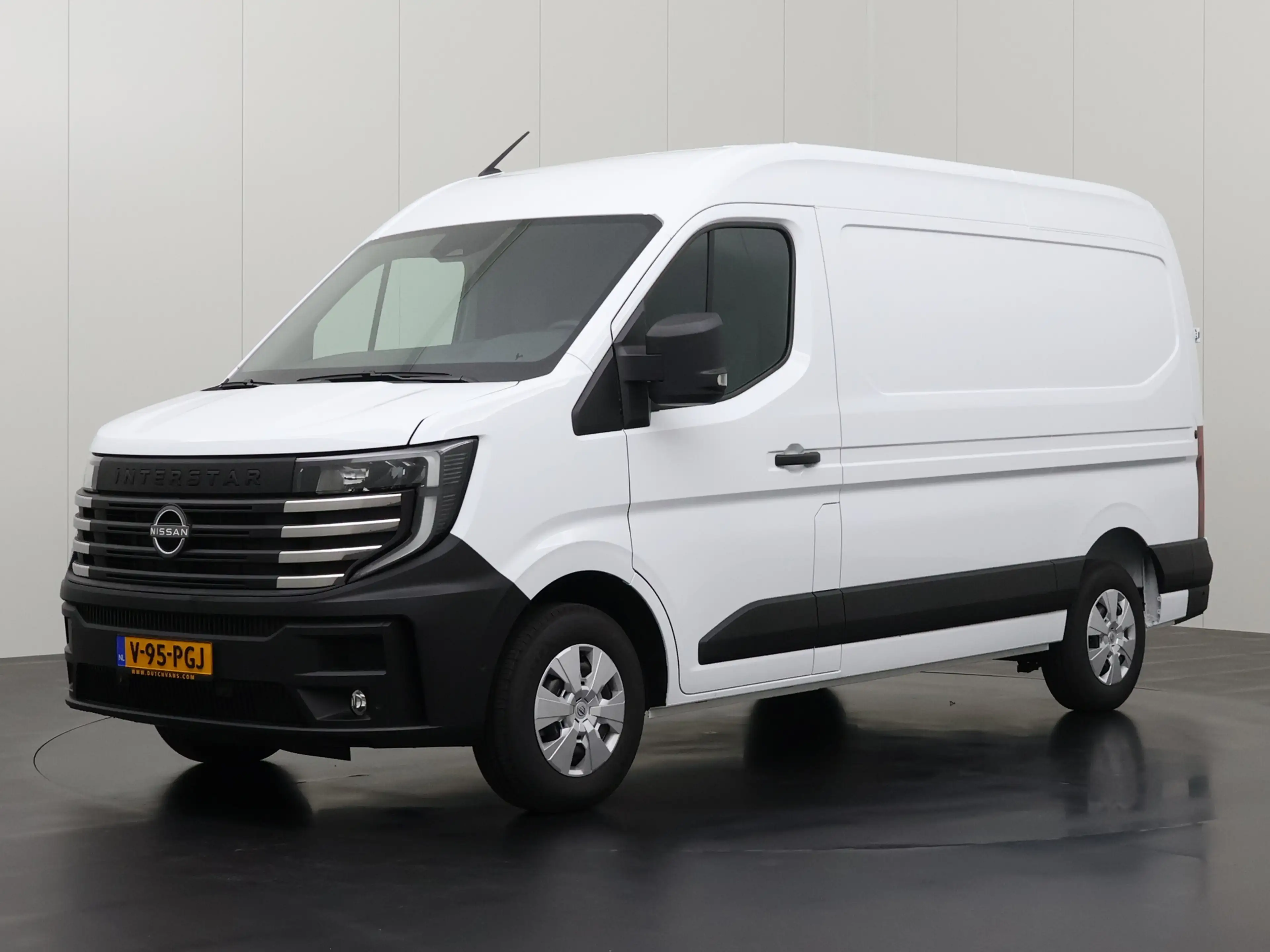 Nissan Interstar L2H2 Limited 87 kWh | Trekhaak 2500Kg | Airco | Cr — photo 7