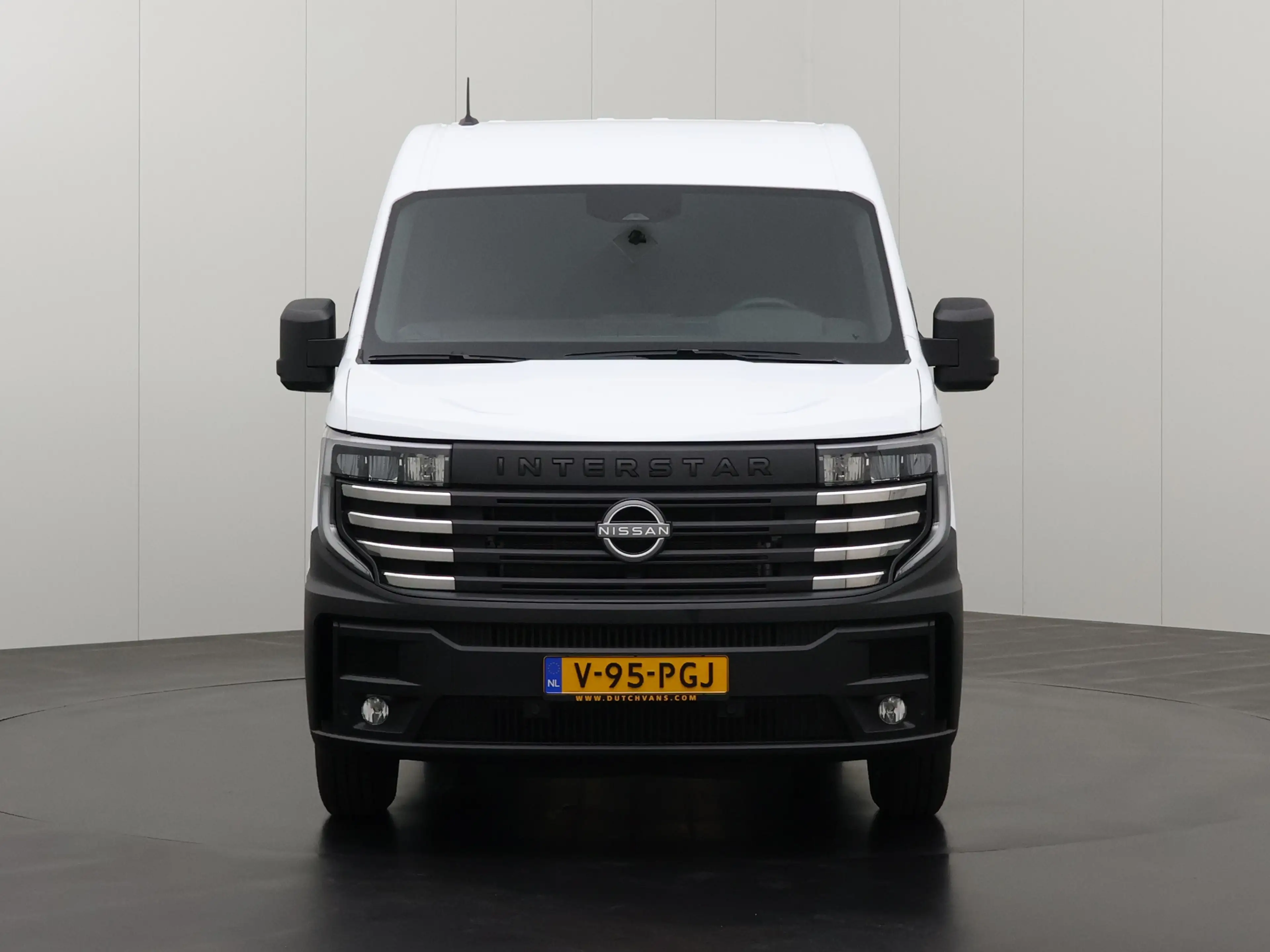 Nissan Interstar L2H2 Limited 87 kWh | Trekhaak 2500Kg | Airco | Cr — photo 10