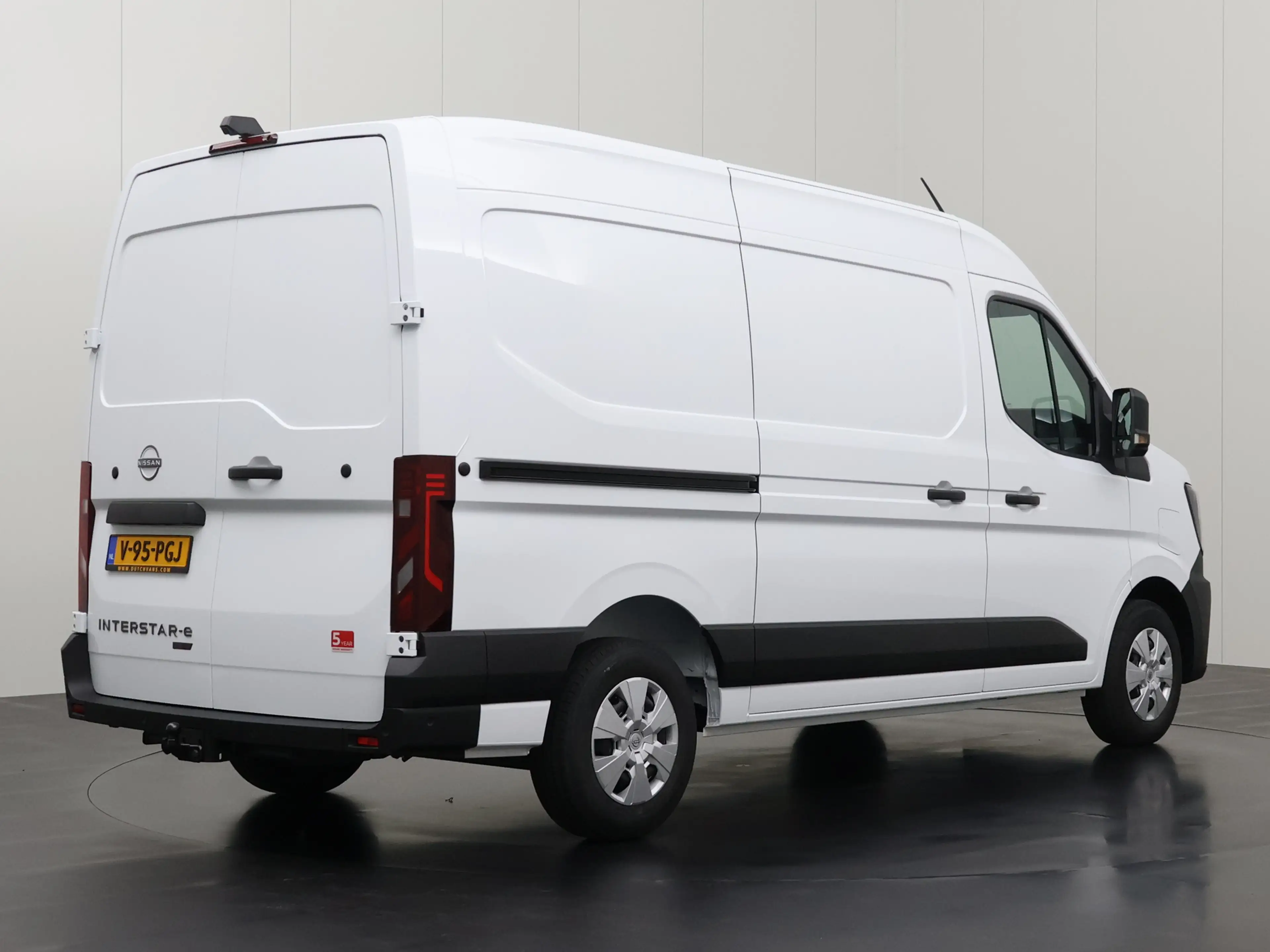 Nissan Interstar L2H2 Limited 87 kWh | Trekhaak 2500Kg | Airco | Cr — photo 2