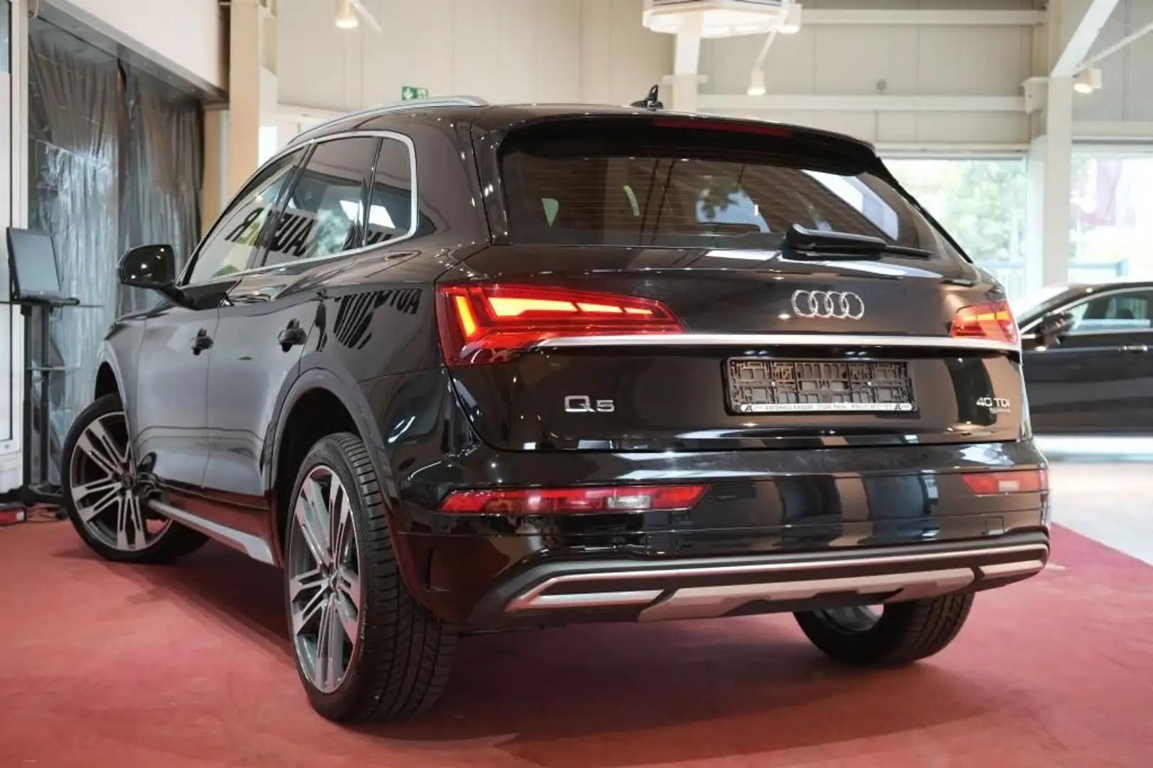 Audi Q5 40 TDI quattro advanced*MATRIX*Virtual*Navi*K Zwart - 2