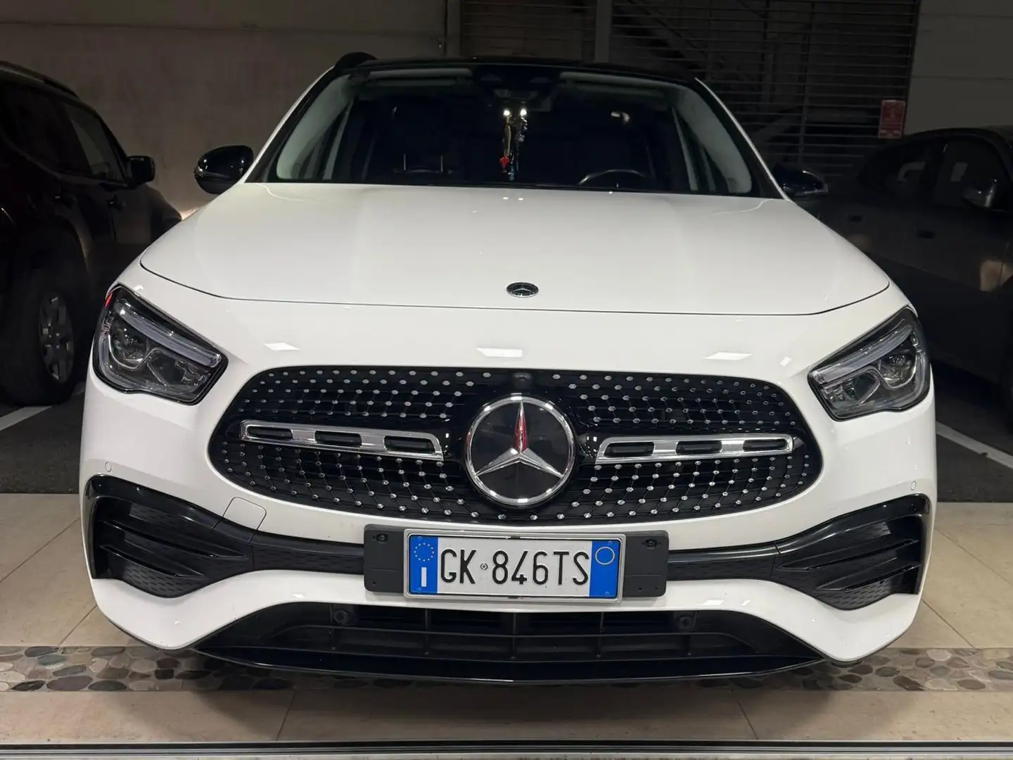 Mercedes-Benz GLA 200 GLA-H247 2020 Premium auto Bianco - 1