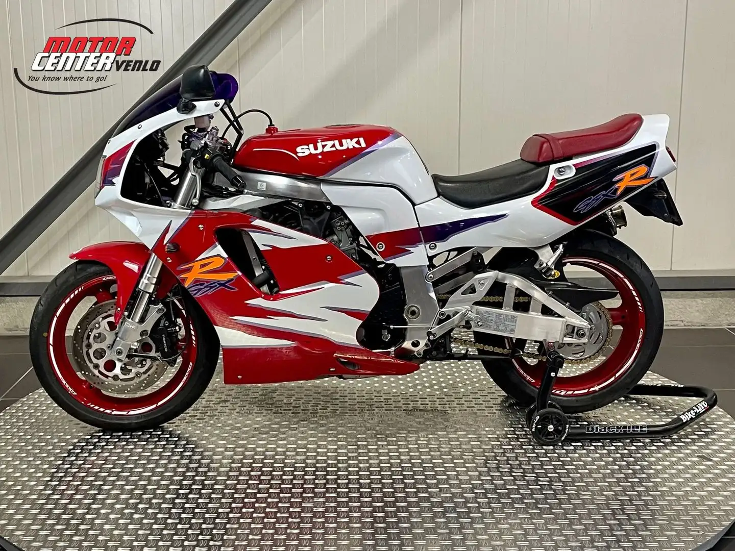 Suzuki GSX-R 750 Wit - 2