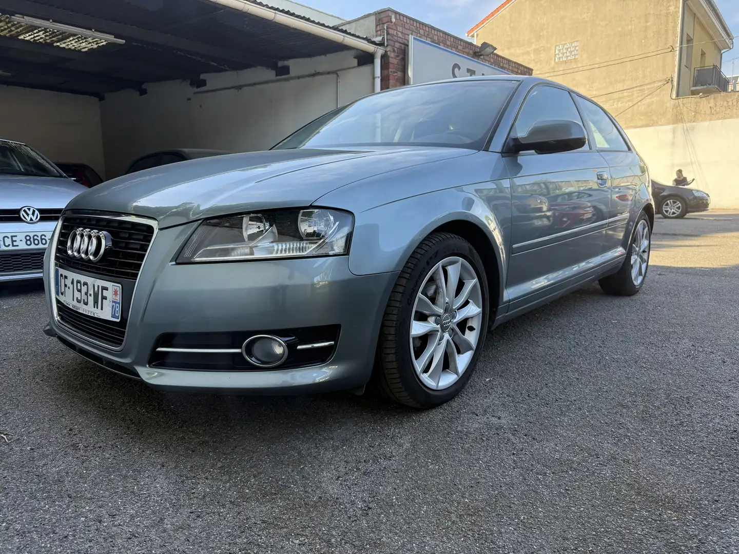 Audi A3 2.0 TDI 140 DPF Design Edition - 1