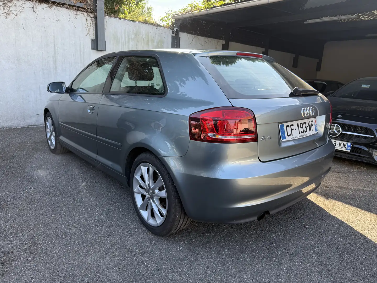 Audi A3 2.0 TDI 140 DPF Design Edition - 2