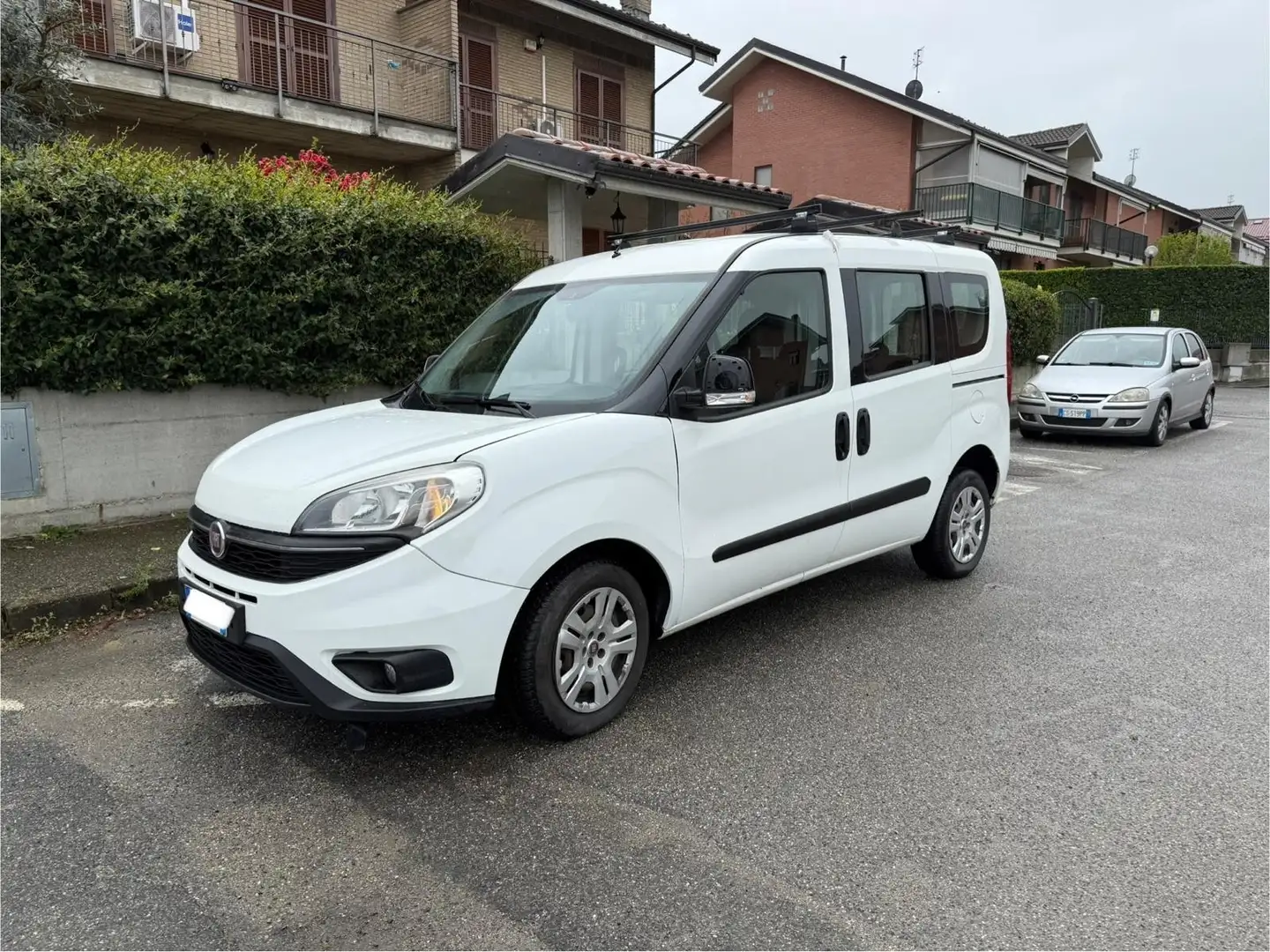 Fiat Doblo FIAT DOBLO 1.6 mjt 16v Easy s&s 105cv 5 posti !! - 1