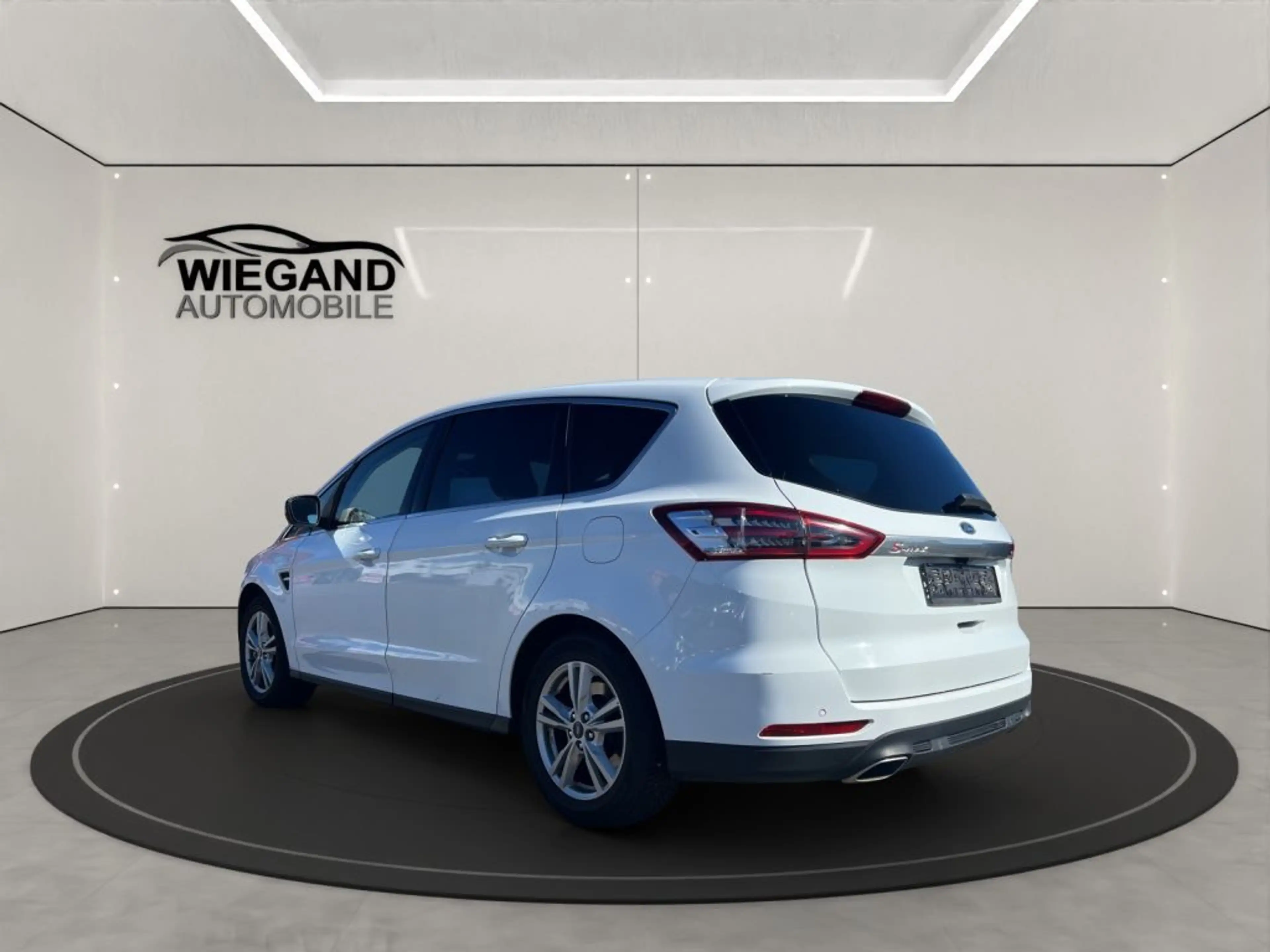 Ford S-Max 2.0 TDCi Aut. Titanium +EXPORT+LEDER+ — photo 3