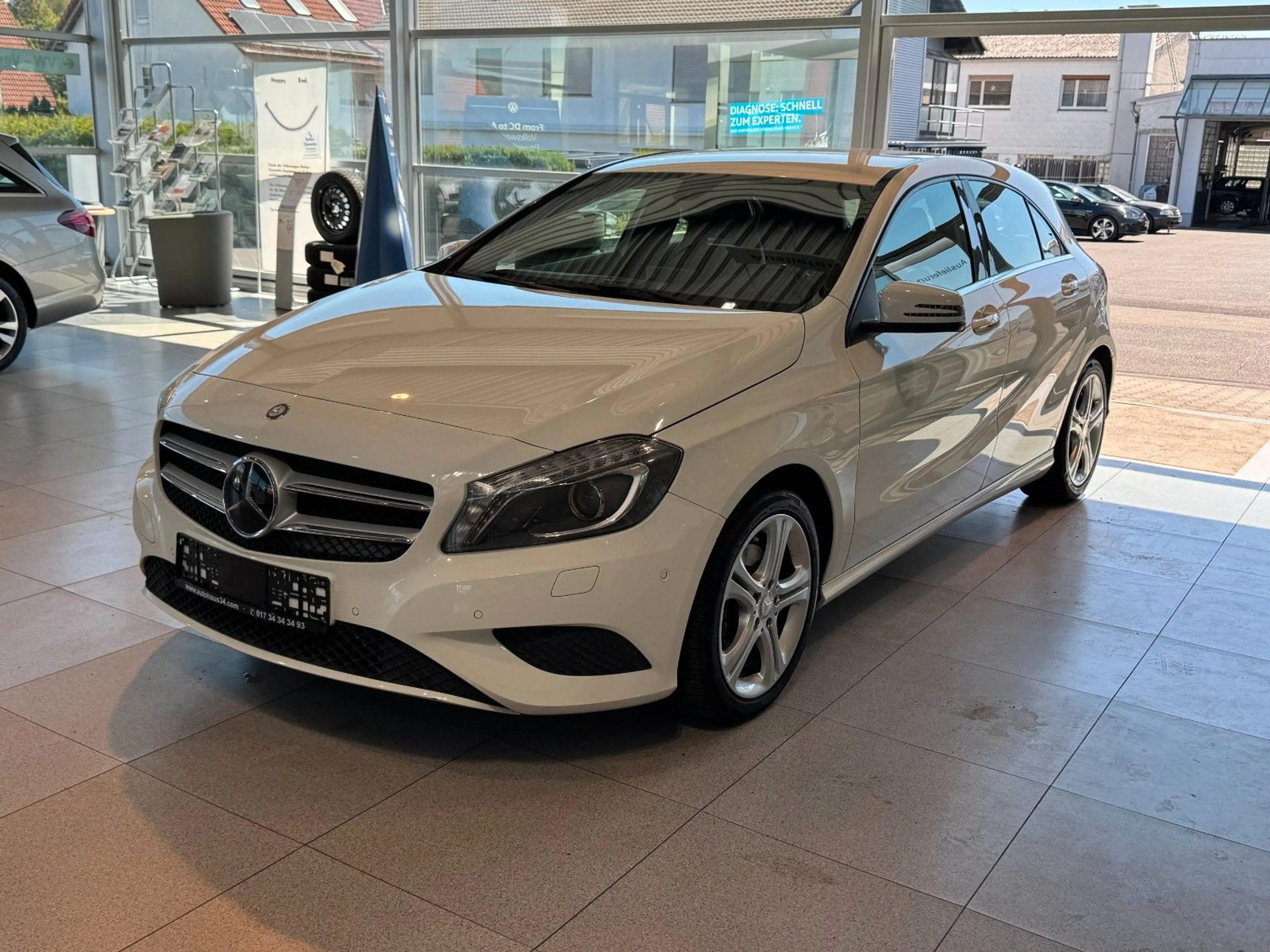 Mercedes-Benz A 180 BlueEfficiency Automatik URBAN AHK — photo 3