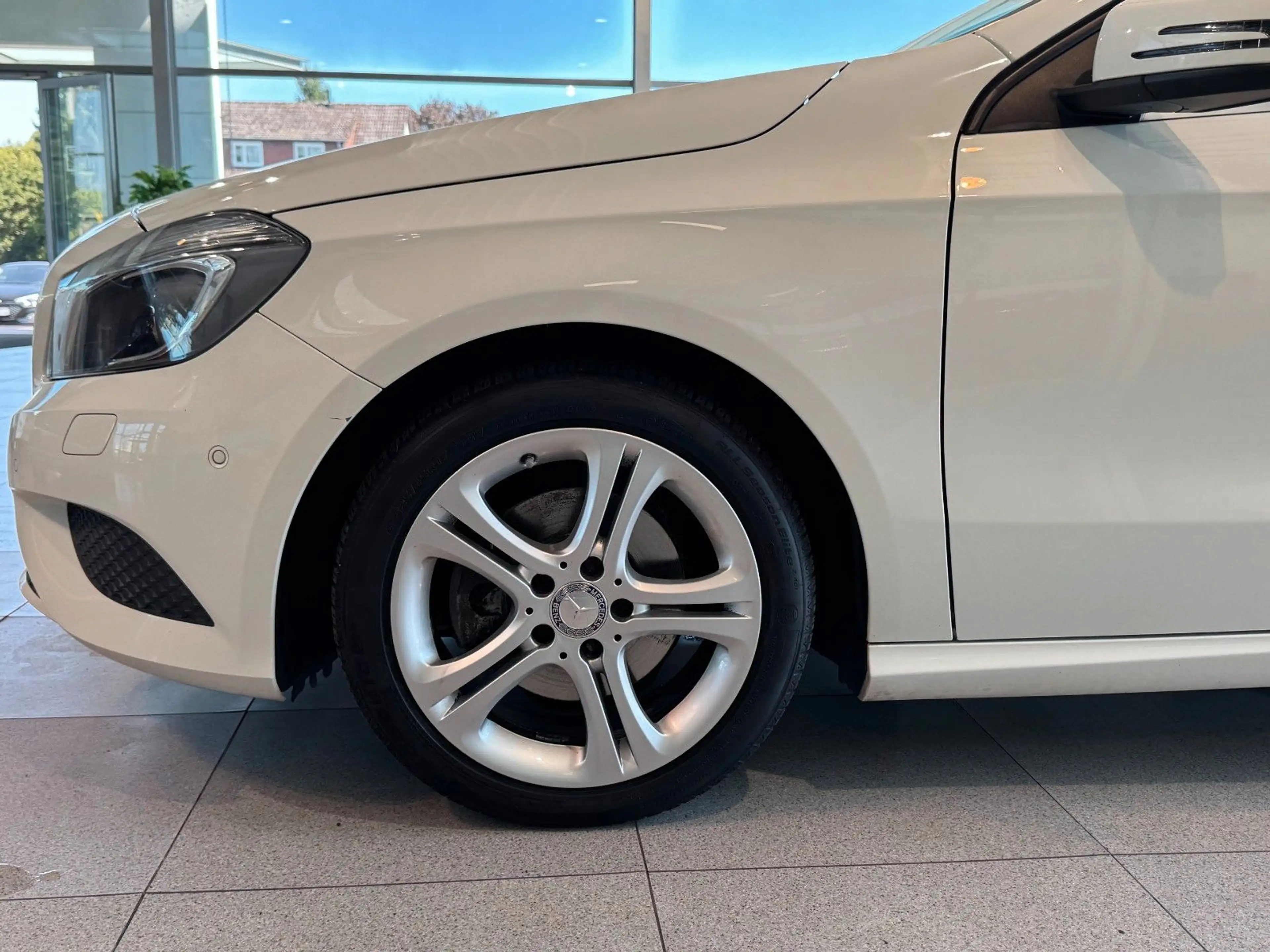 Mercedes-Benz A 180 BlueEfficiency Automatik URBAN AHK — photo 4