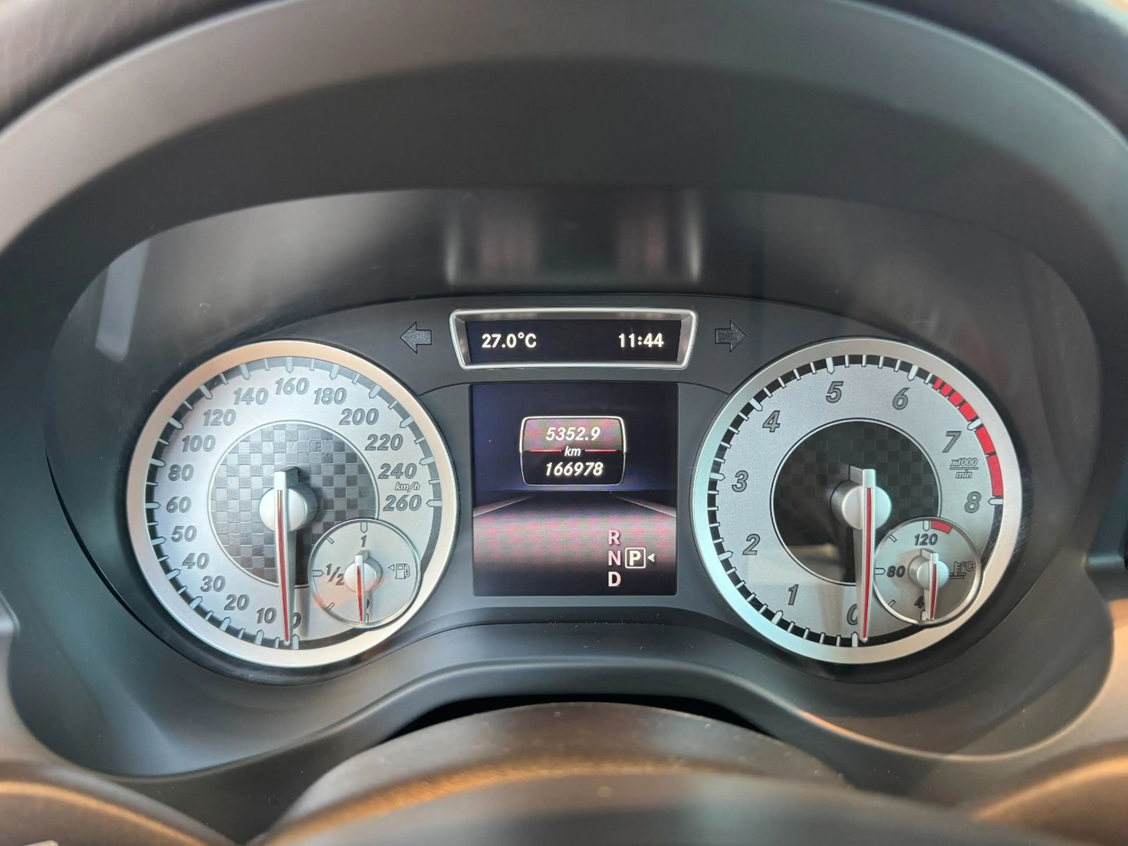 Mercedes-Benz A 180 BlueEfficiency Automatik URBAN AHK — photo 21